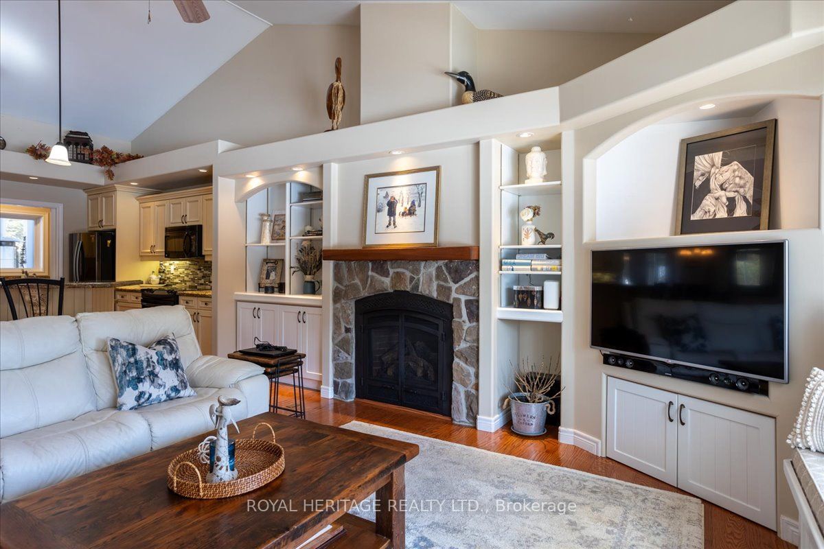 162 Riverside Drive Property Photo 9
