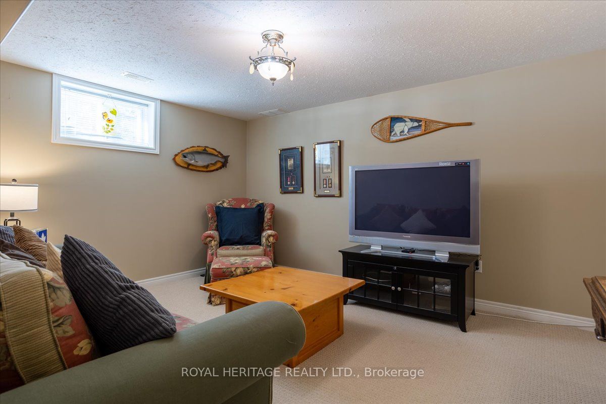 162 Riverside Drive Property Photo 24