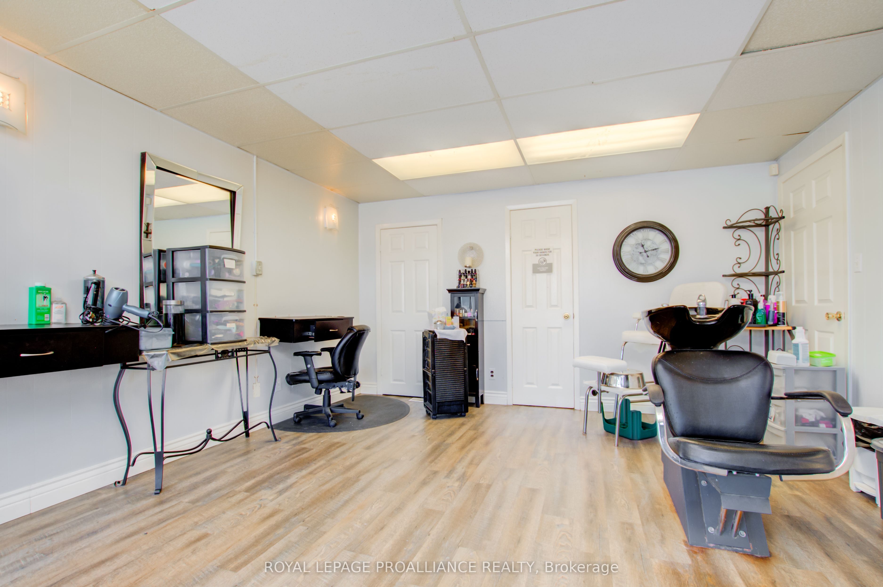30 Prince Edward St Property Photo 6