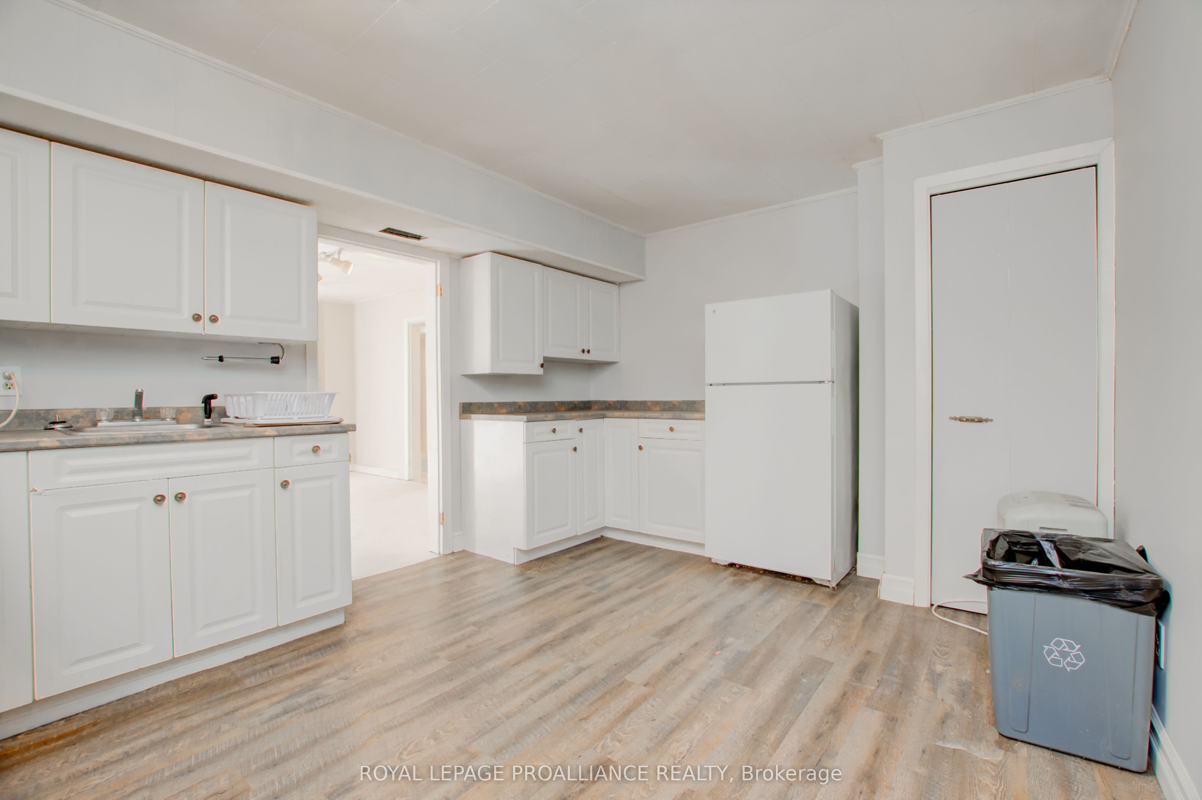 30 Prince Edward St Property Photo 17