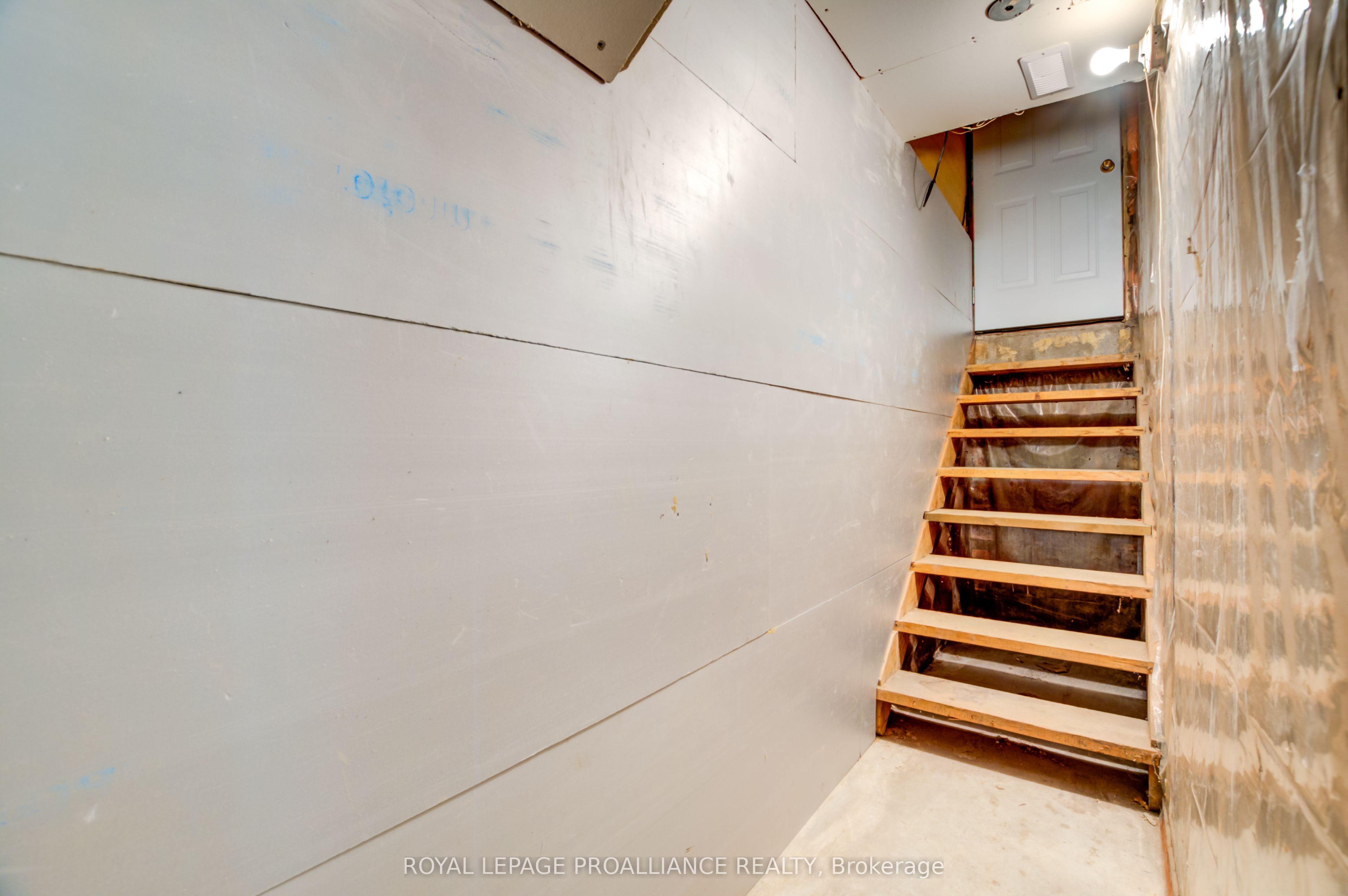 30 Prince Edward St Property Photo 28