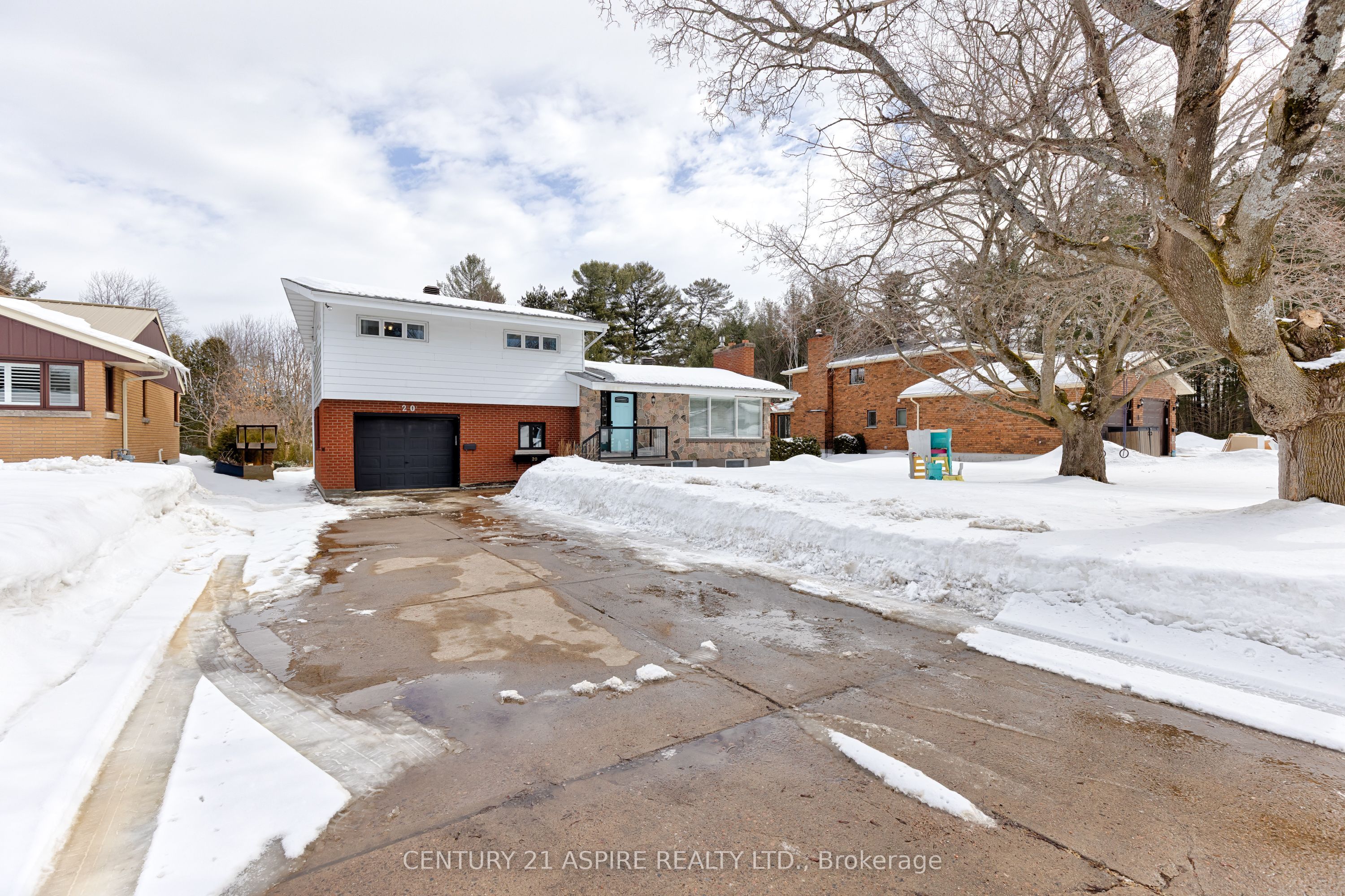 20 Barry Street Property Photo