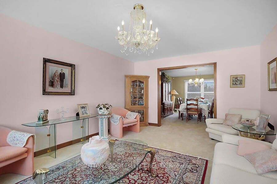 14 Nanette Drive Property Photo 3
