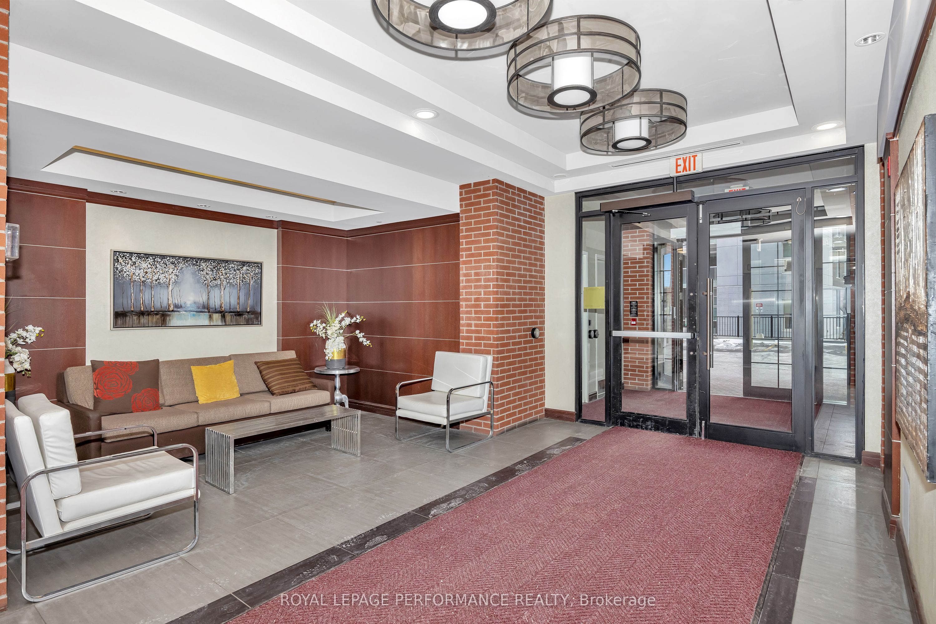 #1008 - 555 Anand Property Photo 2