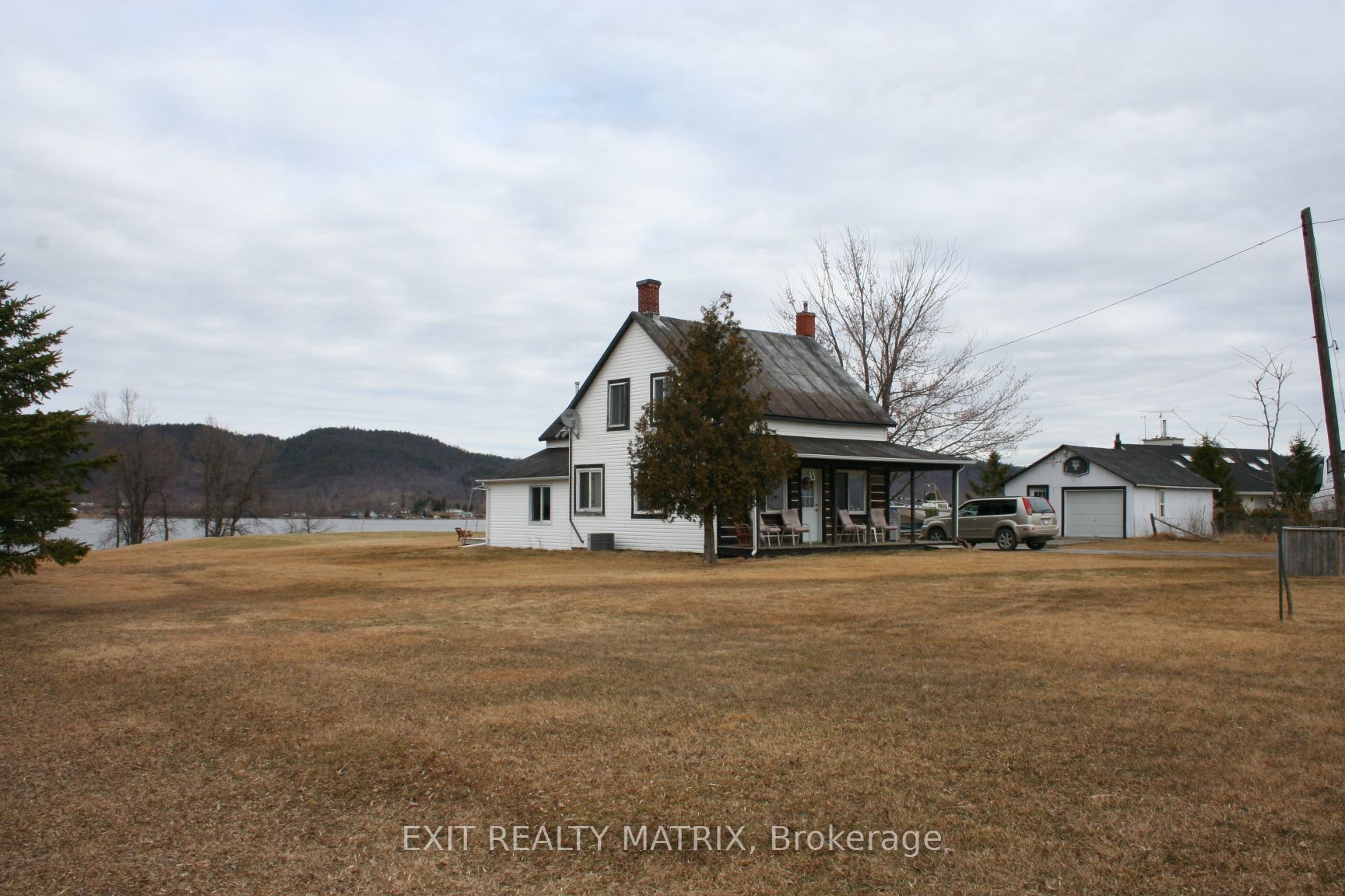 337 Du Domaine Rd Property Photo