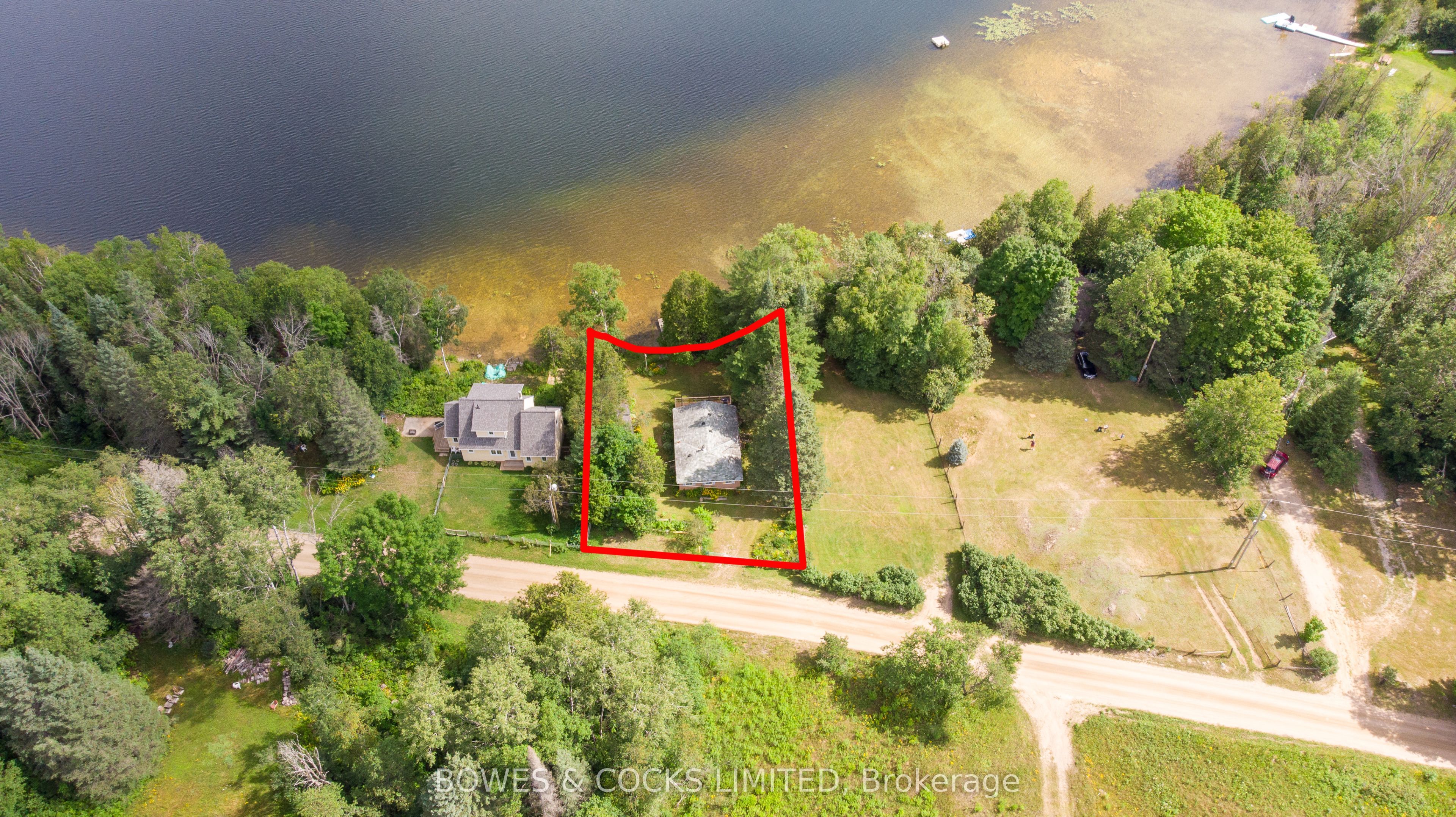 197 King Road W Property Photo 11