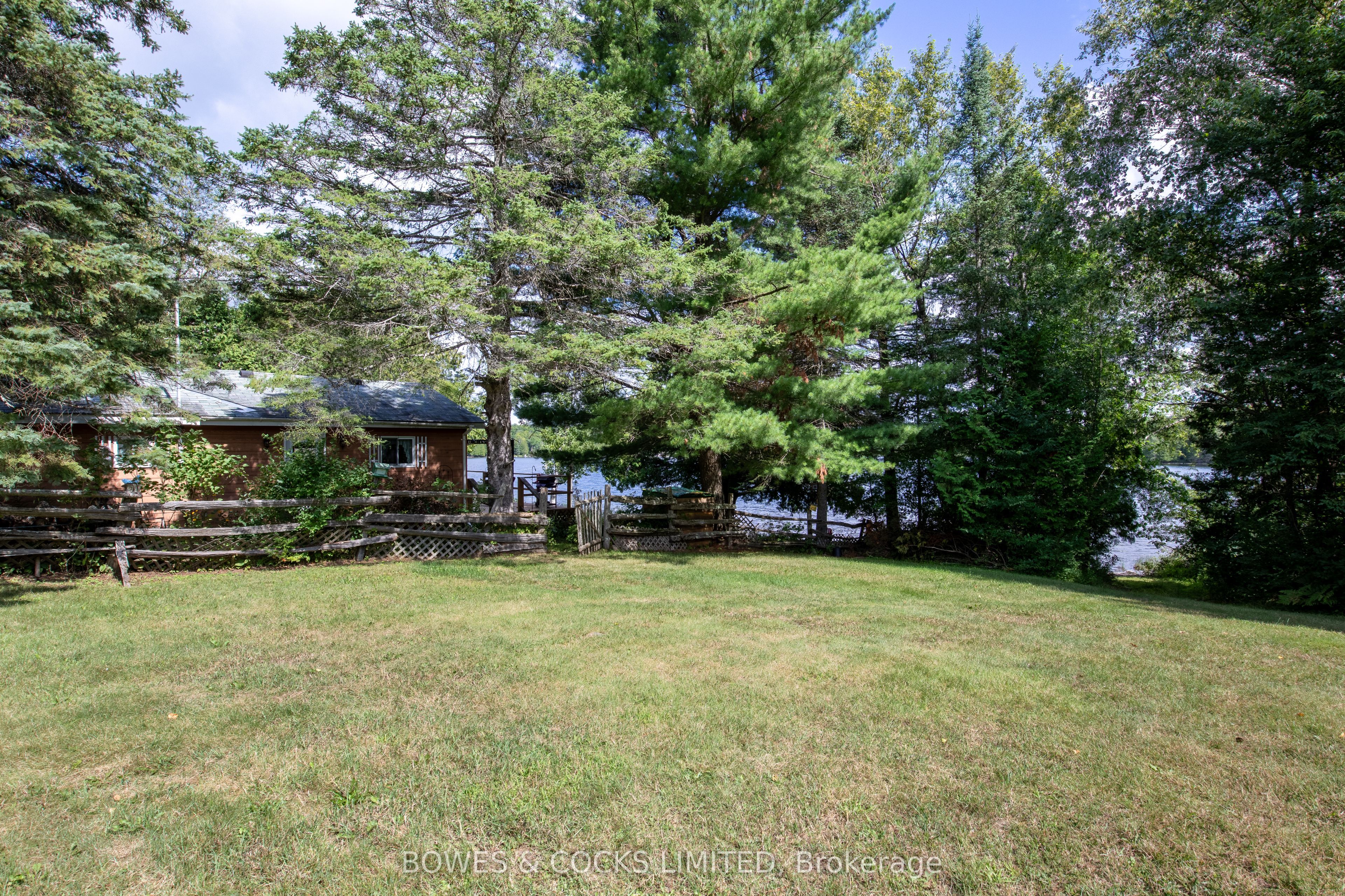 197 King Road W Property Photo 19