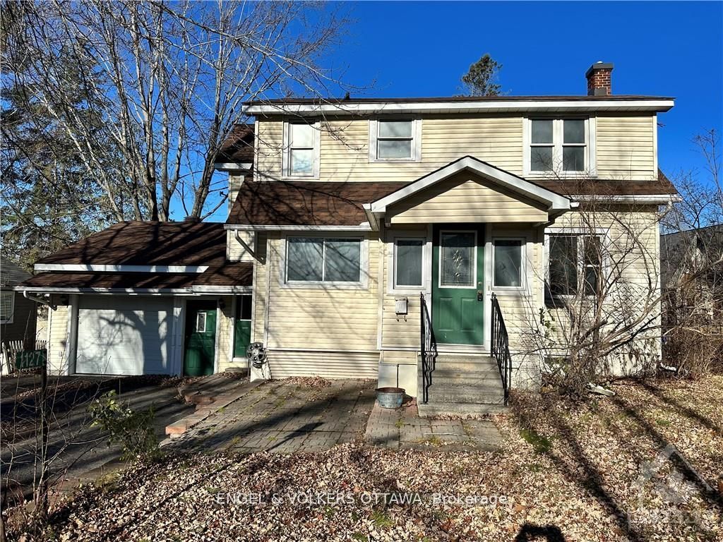 1127 Tighe St Property Photo
