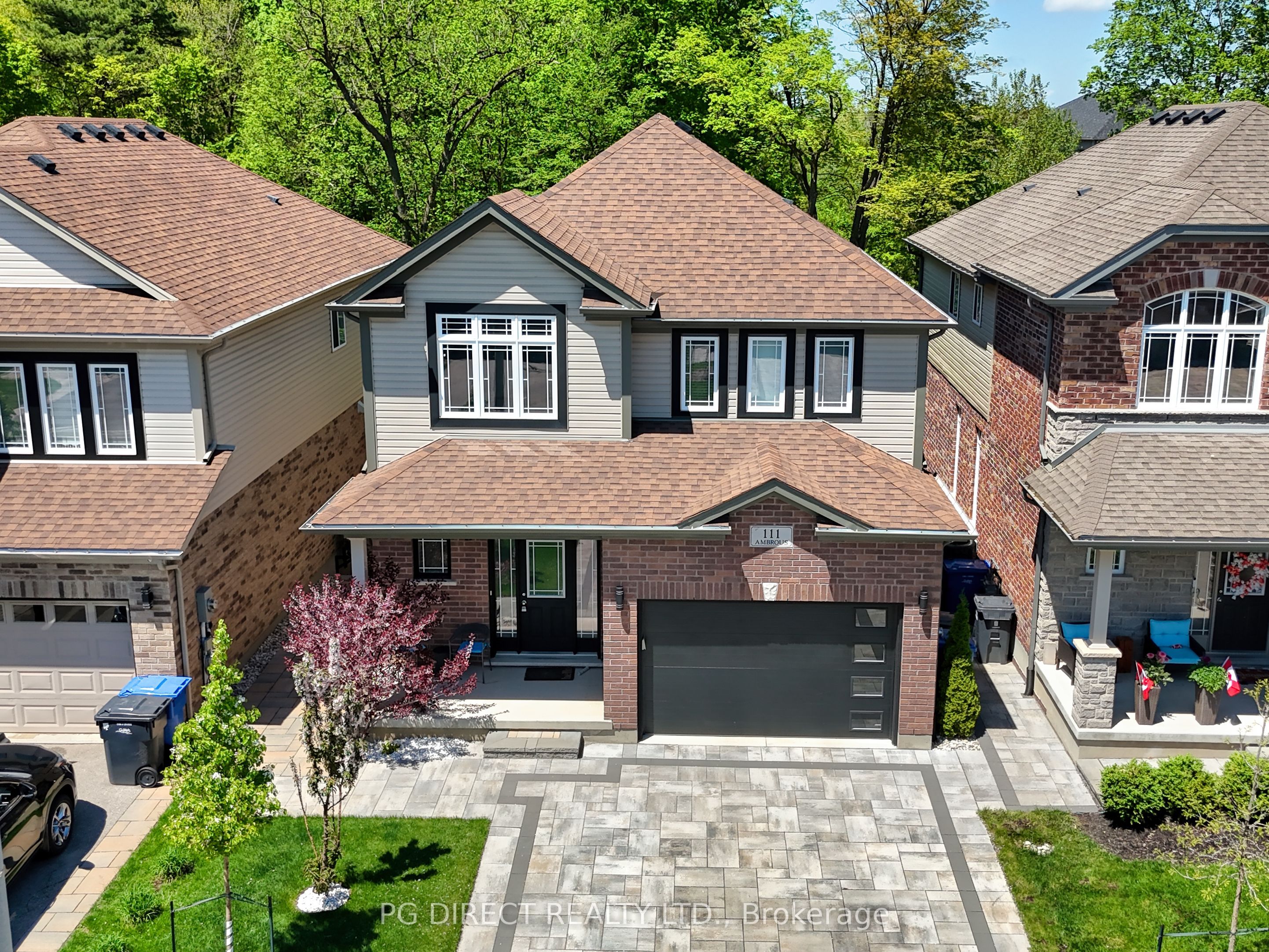 111 Ambrous Crescent Property Photo 1