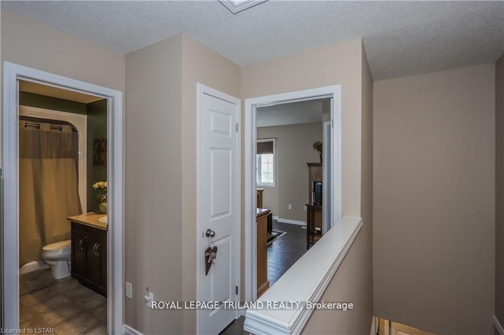 #105 - 2635 Bateman Trail Property Photo 15