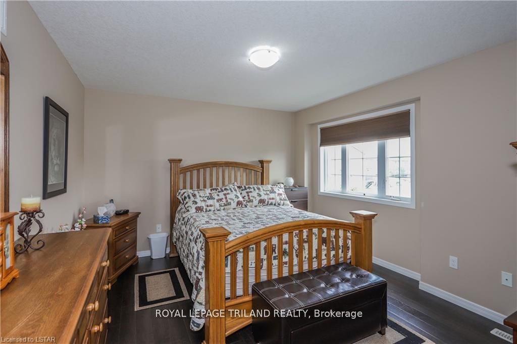 #105 - 2635 Bateman Trail Property Photo 16