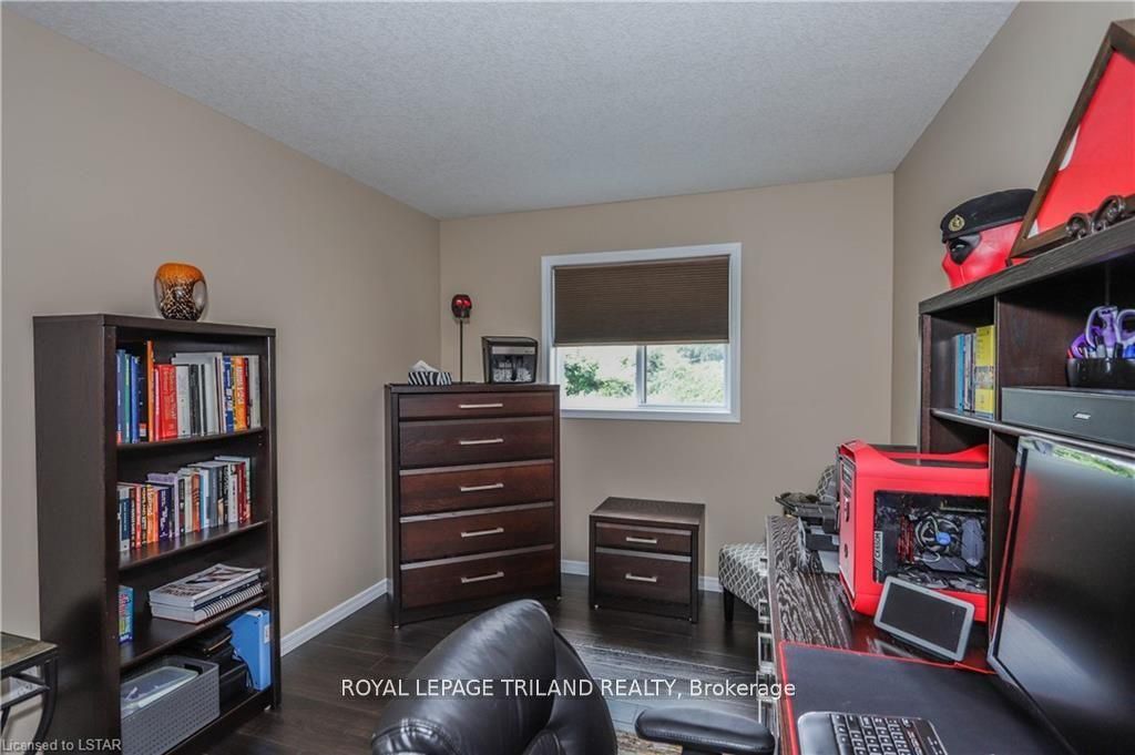 #105 - 2635 Bateman Trail Property Photo 21