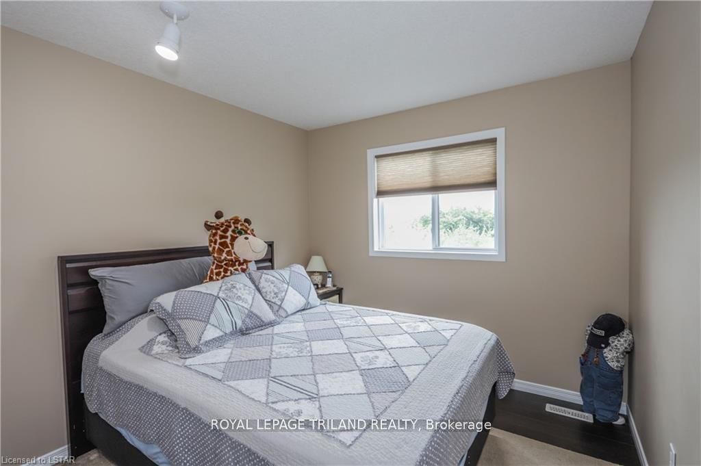 #105 - 2635 Bateman Trail Property Photo 23