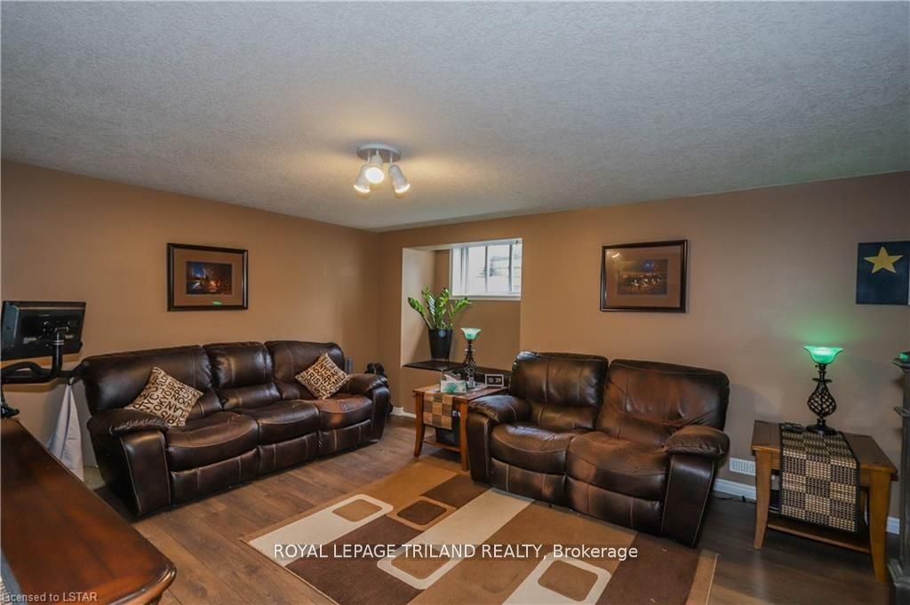 #105 - 2635 Bateman Trail Property Photo 27
