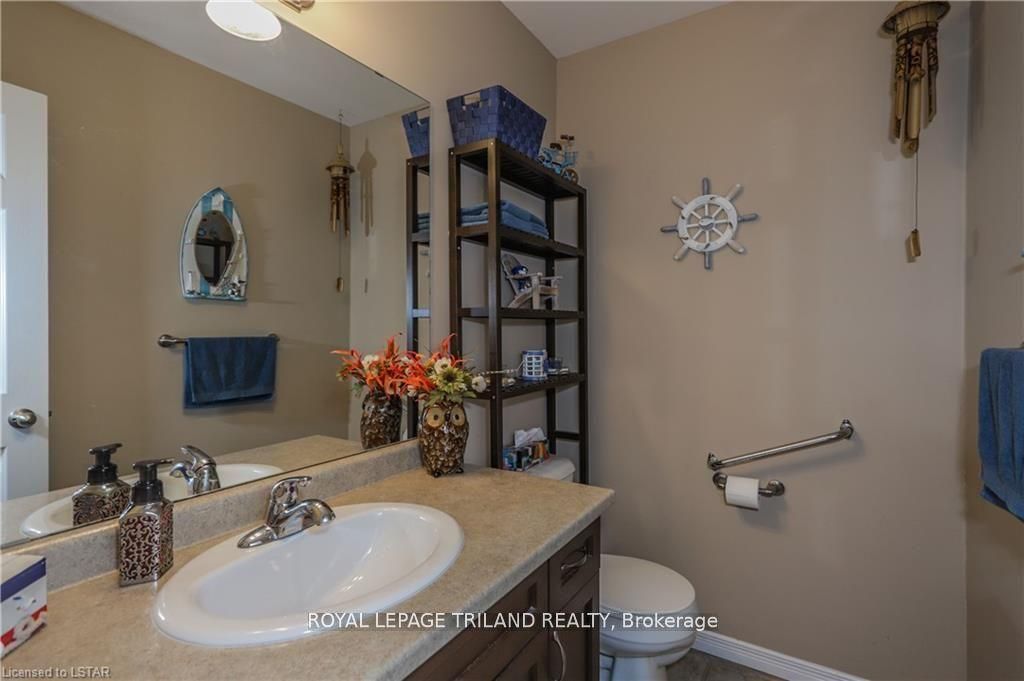 #105 - 2635 Bateman Trail Property Photo 31
