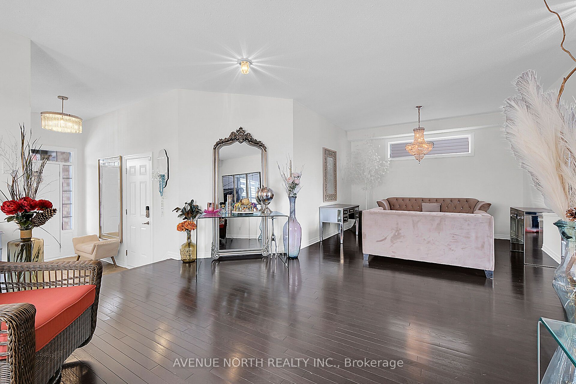 429 Dovehaven Street Property Photo 6