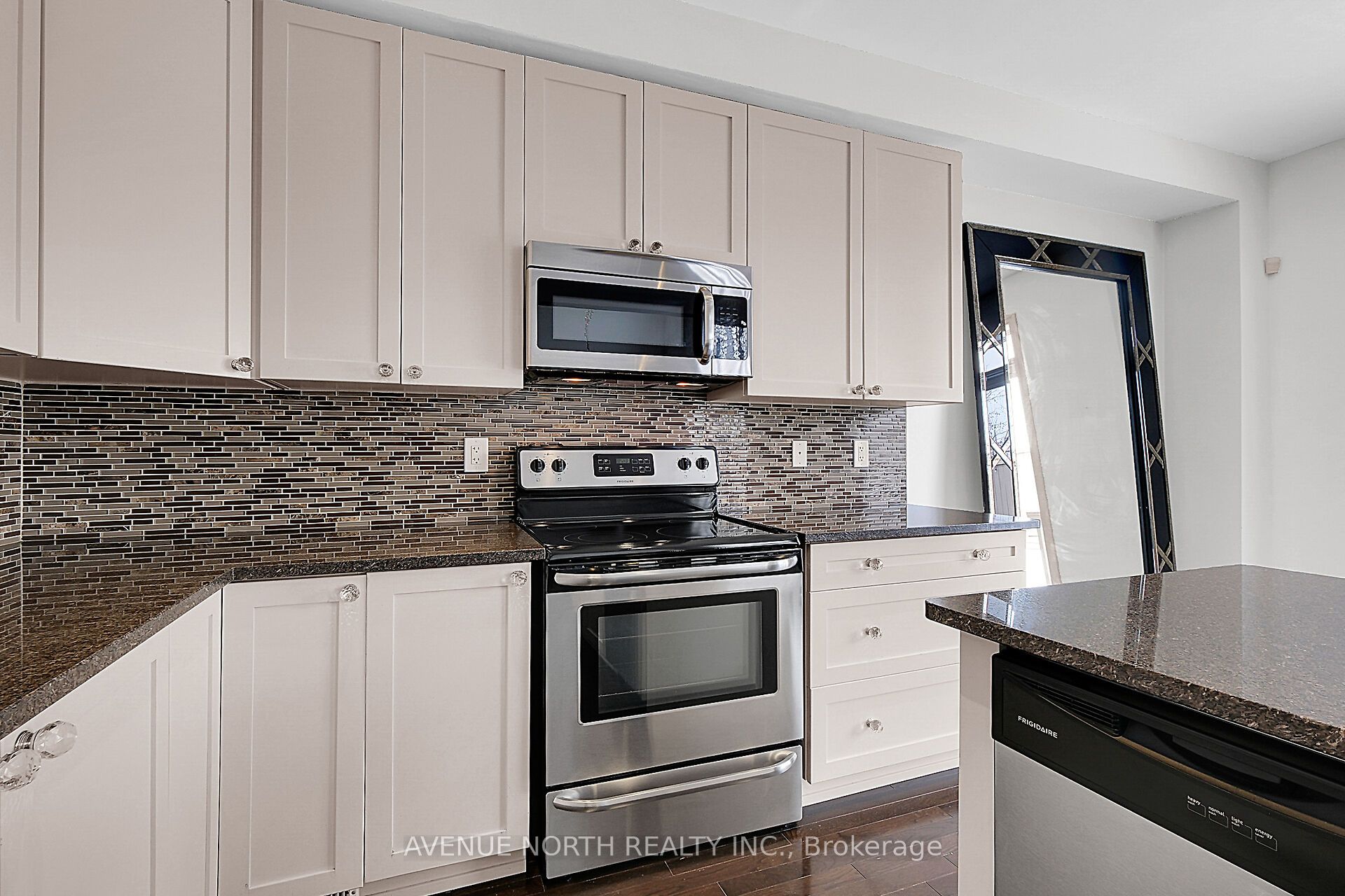 429 Dovehaven Street Property Photo 17