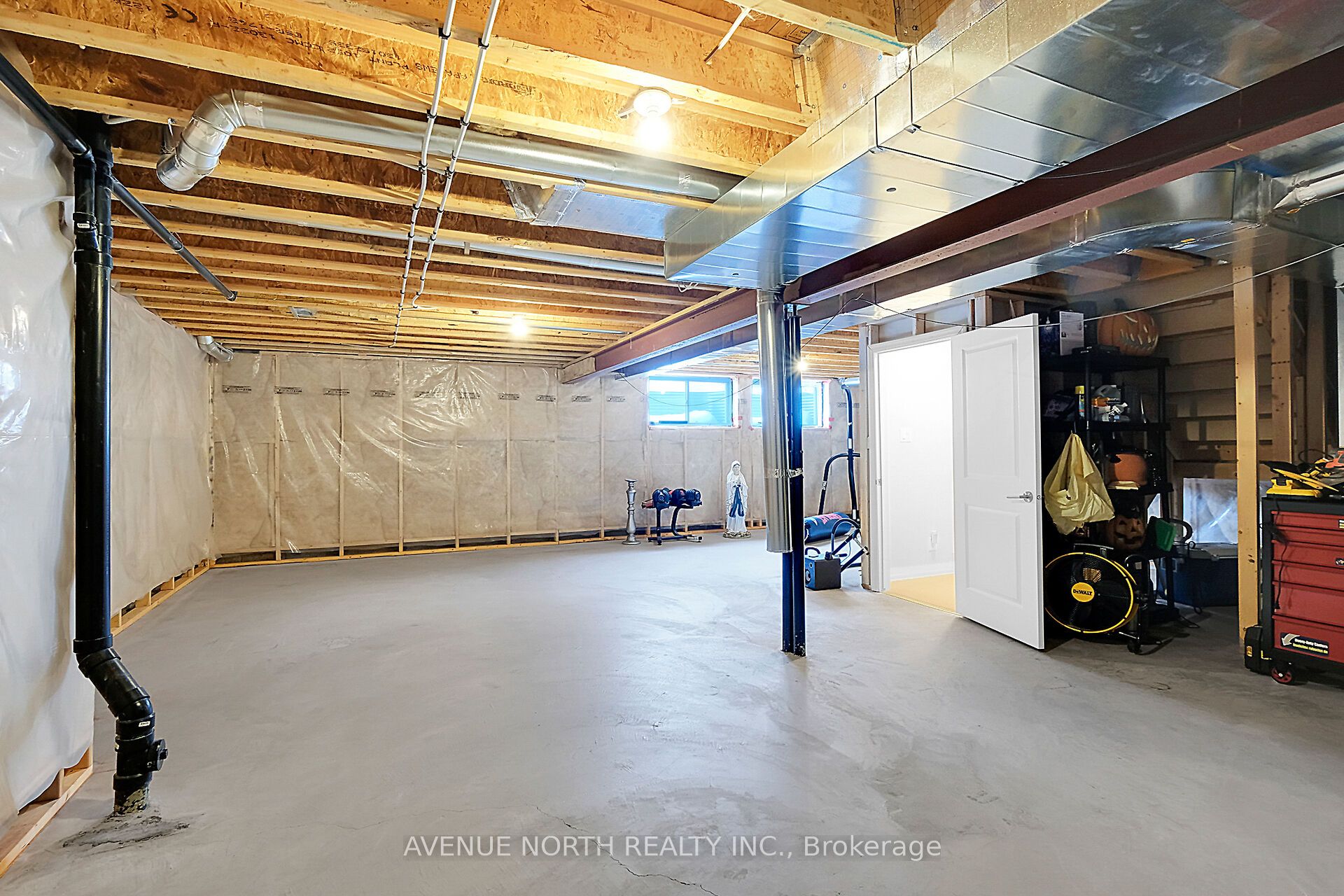 429 Dovehaven Street Property Photo 37