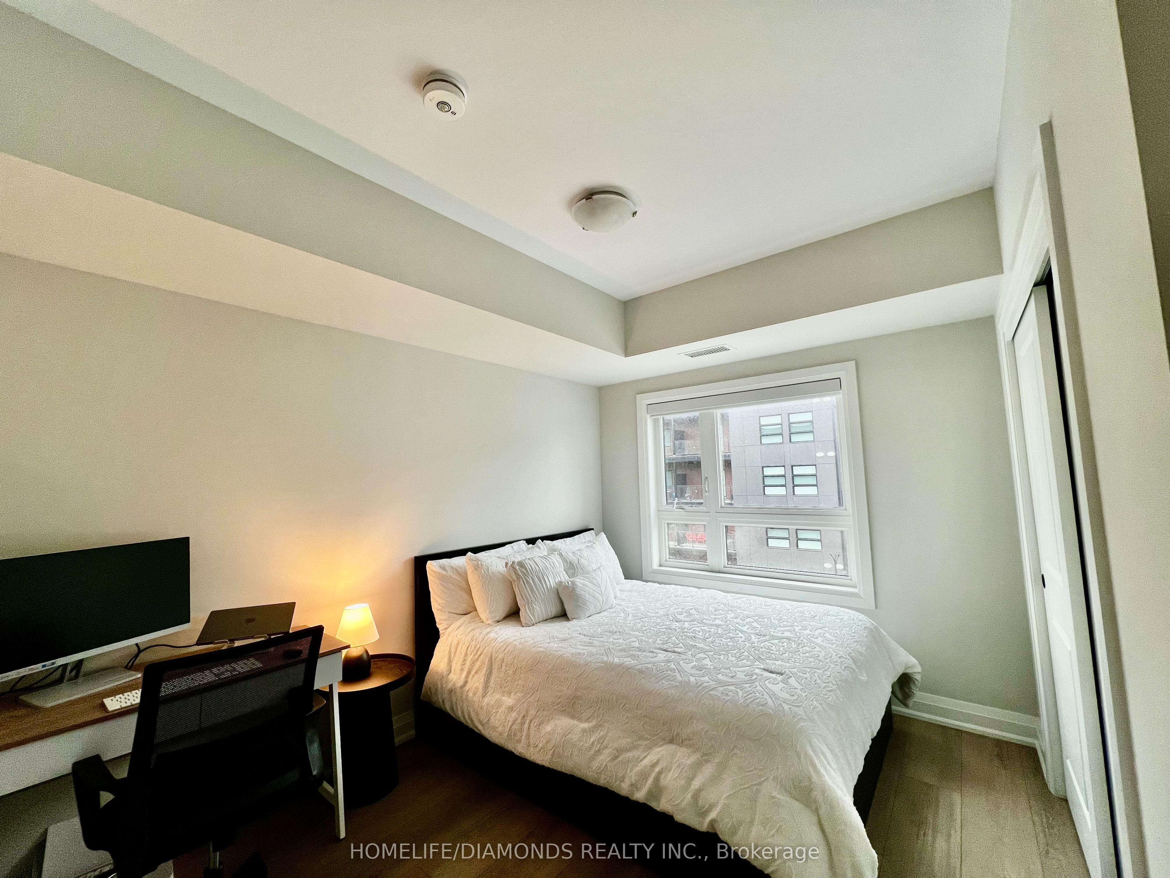 #304 - 118 Summersides Boulevard Property Photo 10