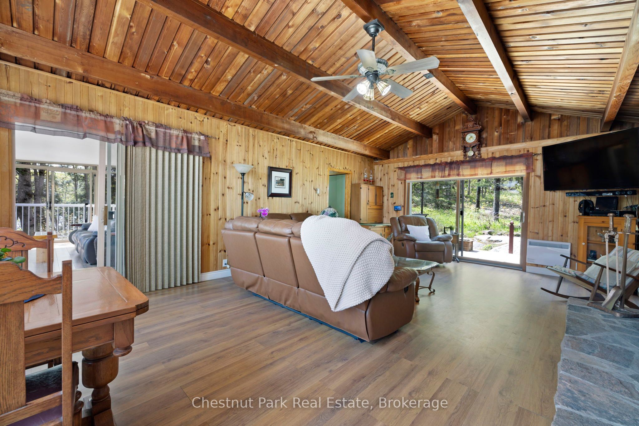 1260 Winders Bay Road Property Photo 8