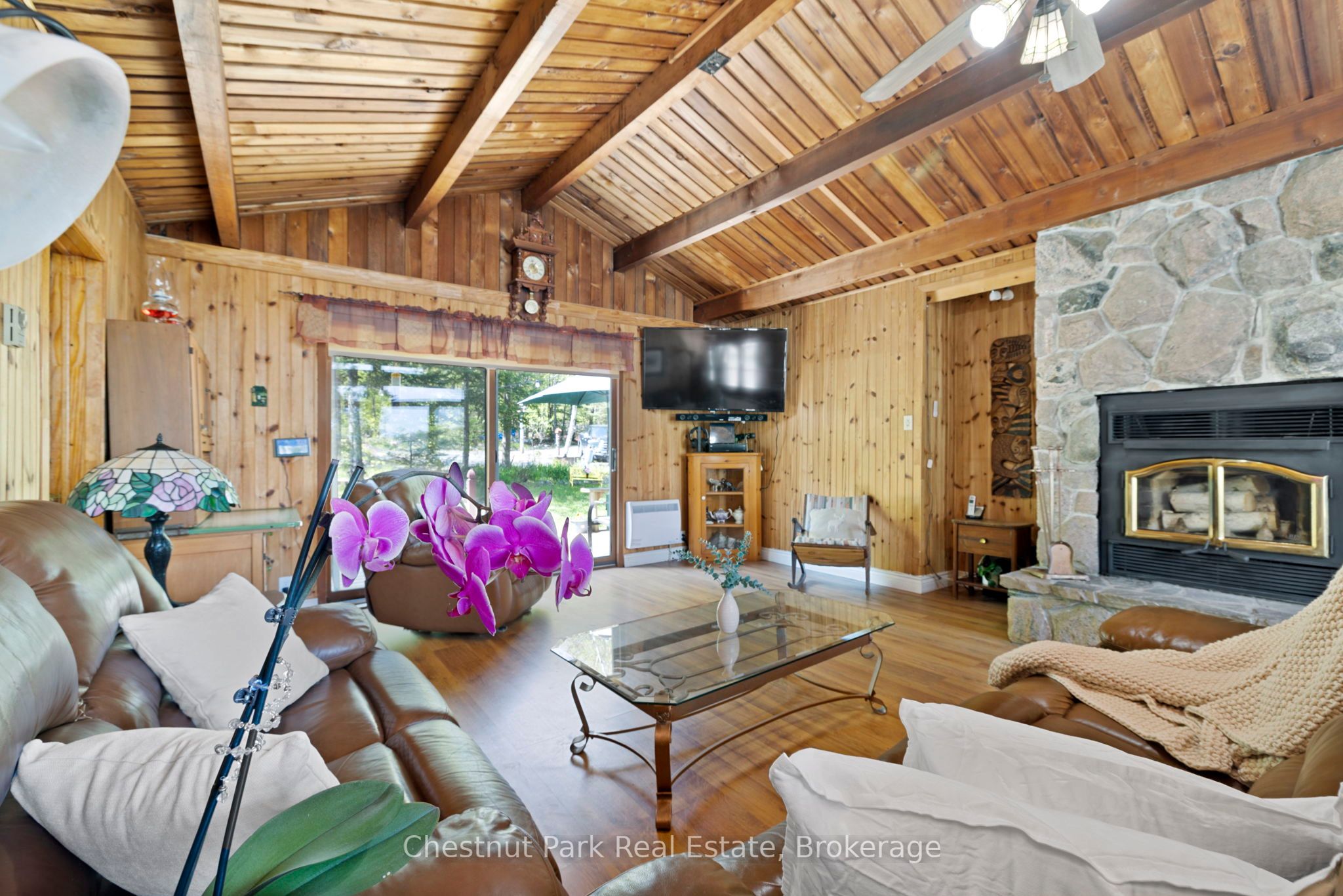1260 Winders Bay Road Property Photo 15