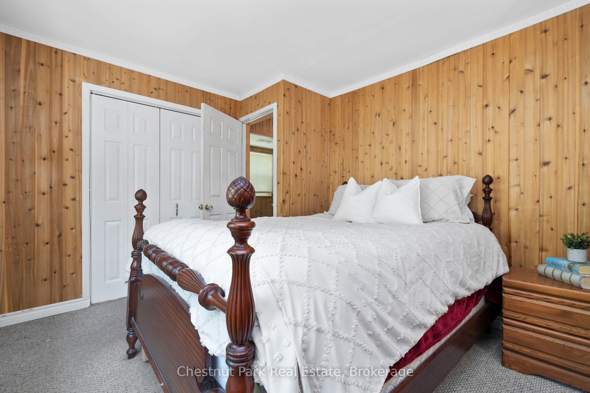 1260 Winders Bay Road Property Photo 22