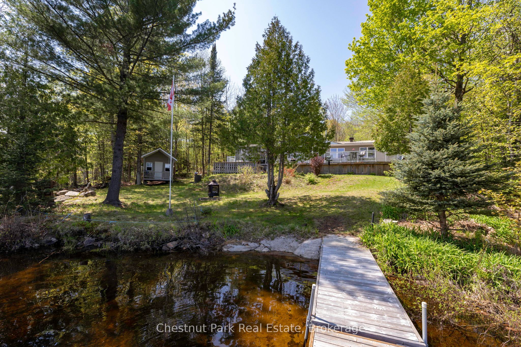 1260 Winders Bay Road Property Photo 32