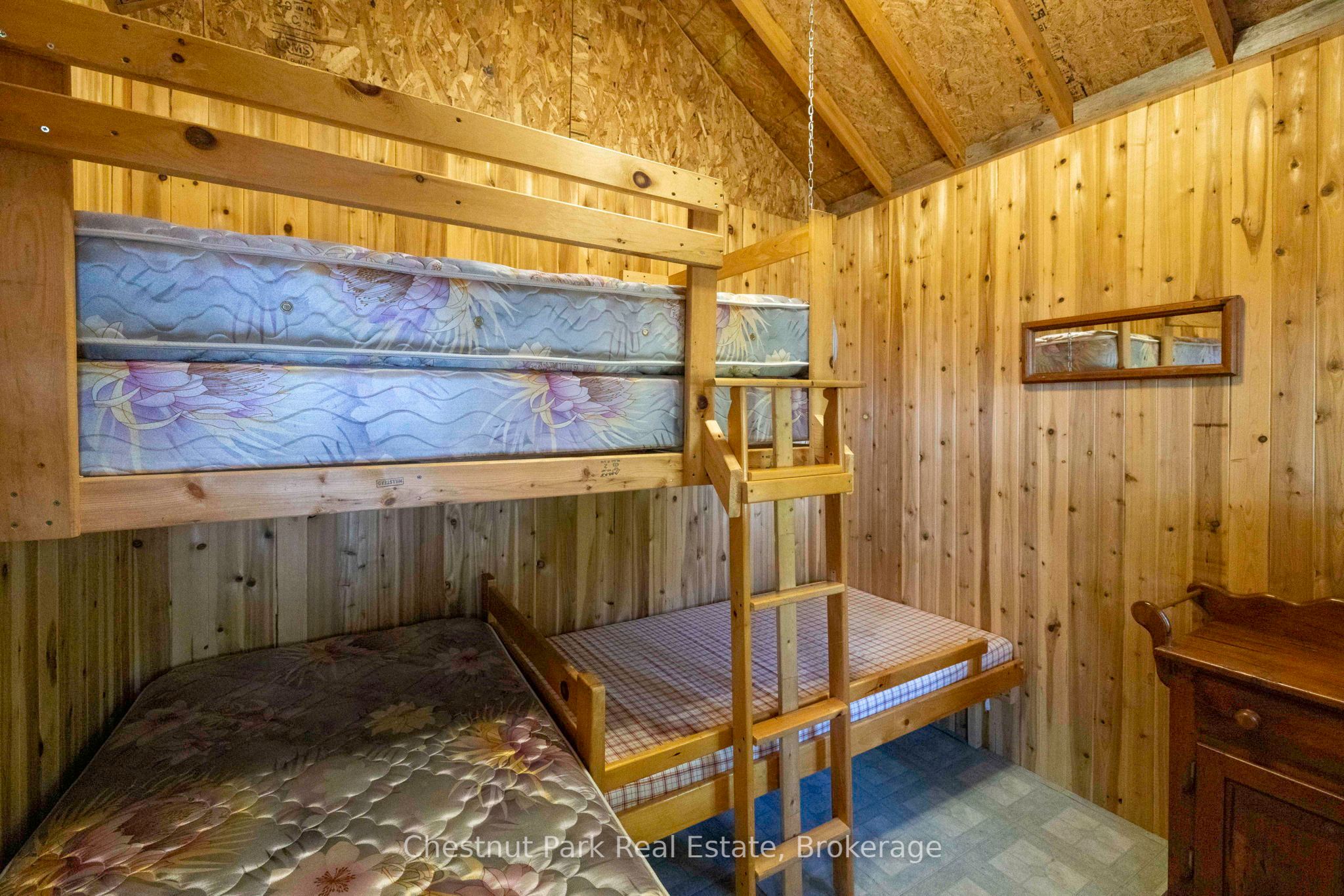 1260 Winders Bay Road Property Photo 38