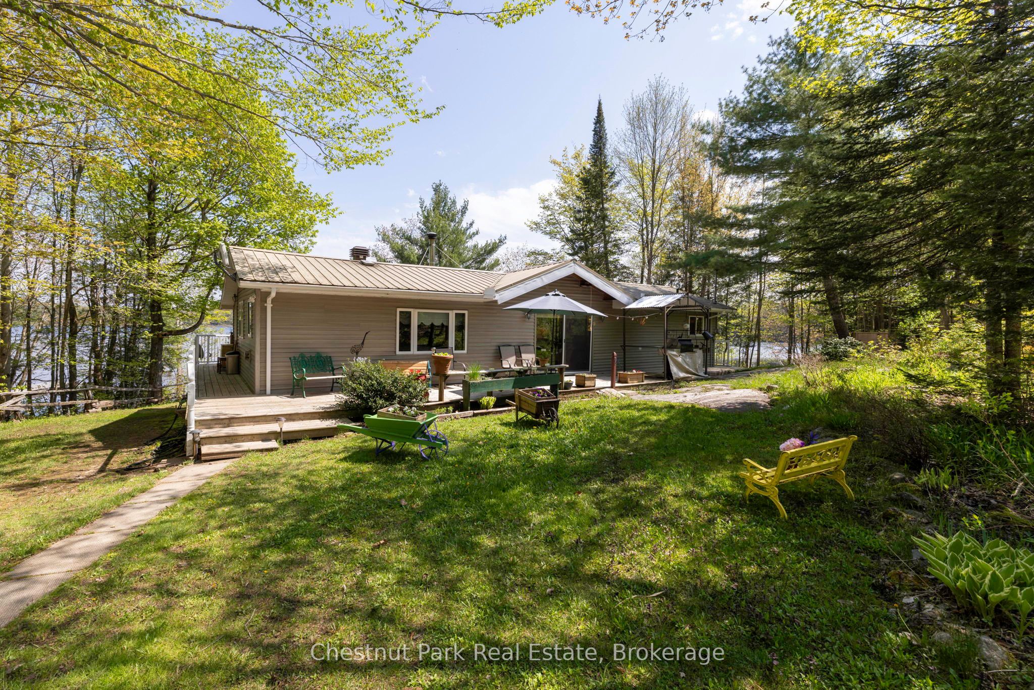 1260 Winders Bay Road Property Photo 39