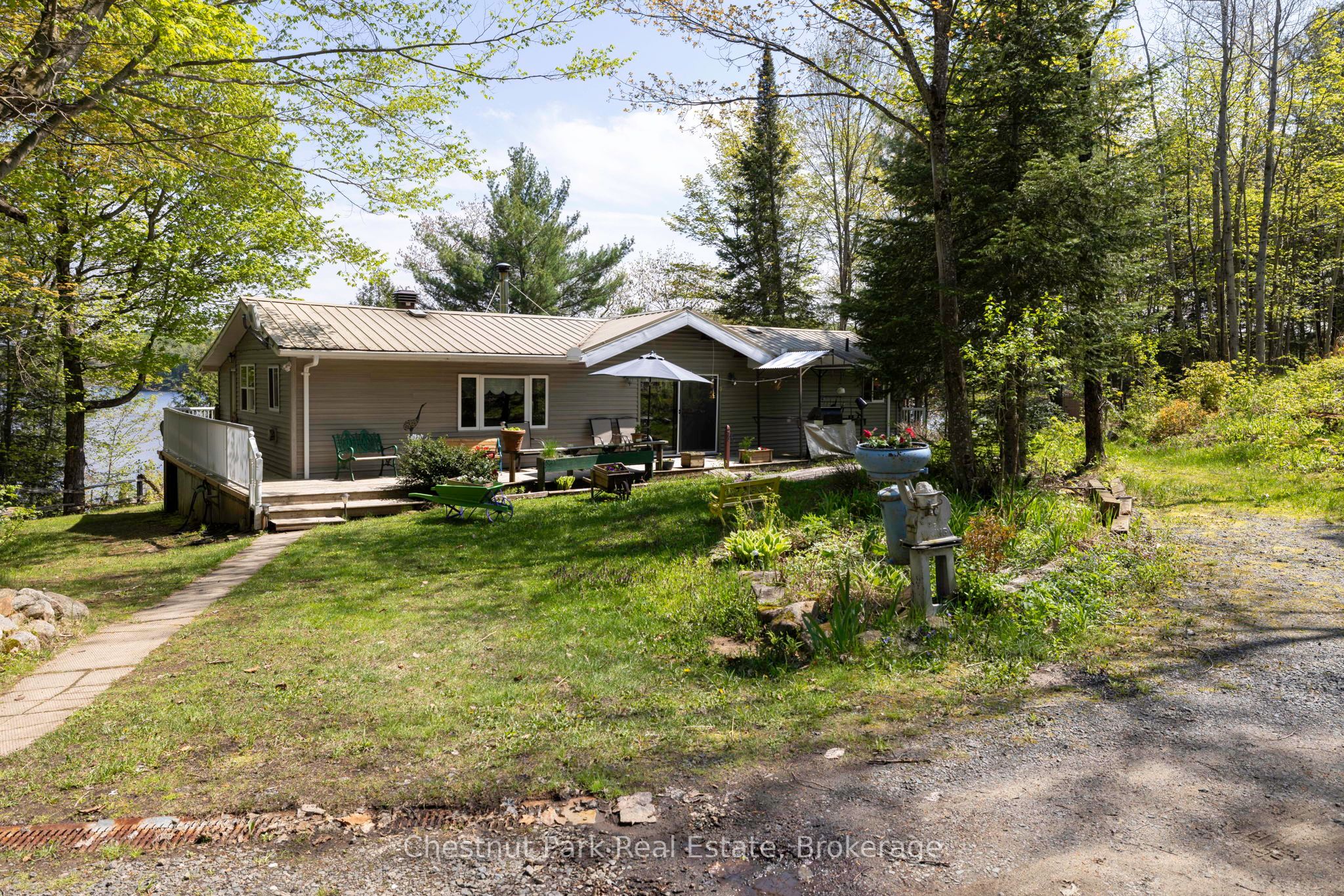 1260 Winders Bay Road Property Photo 42