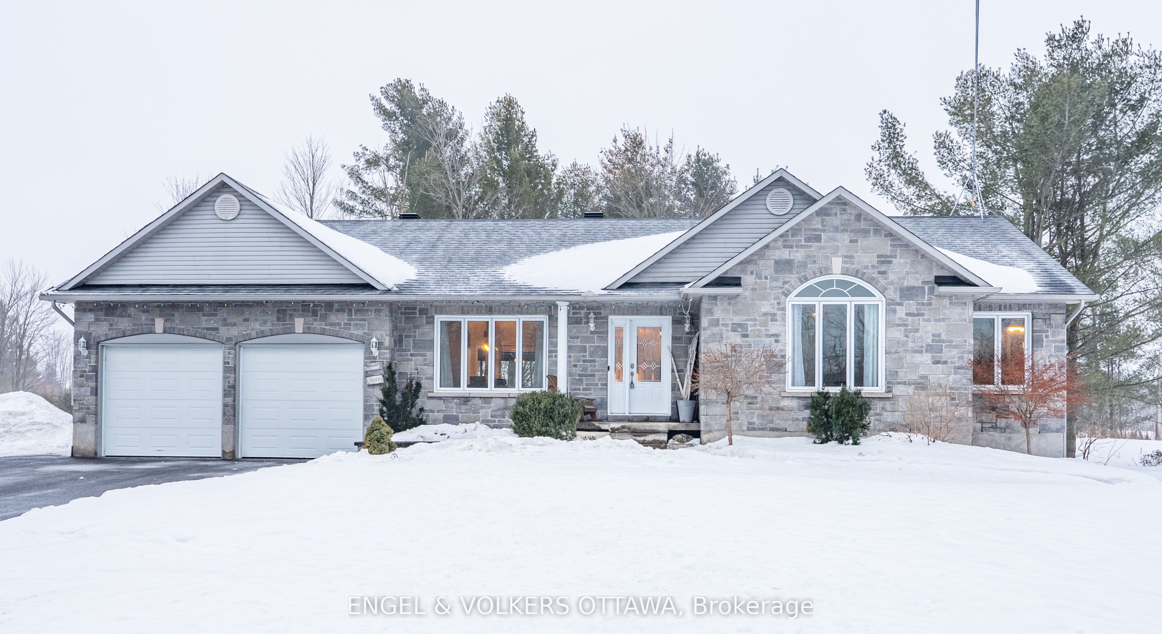 204 Lvis St Property Photo