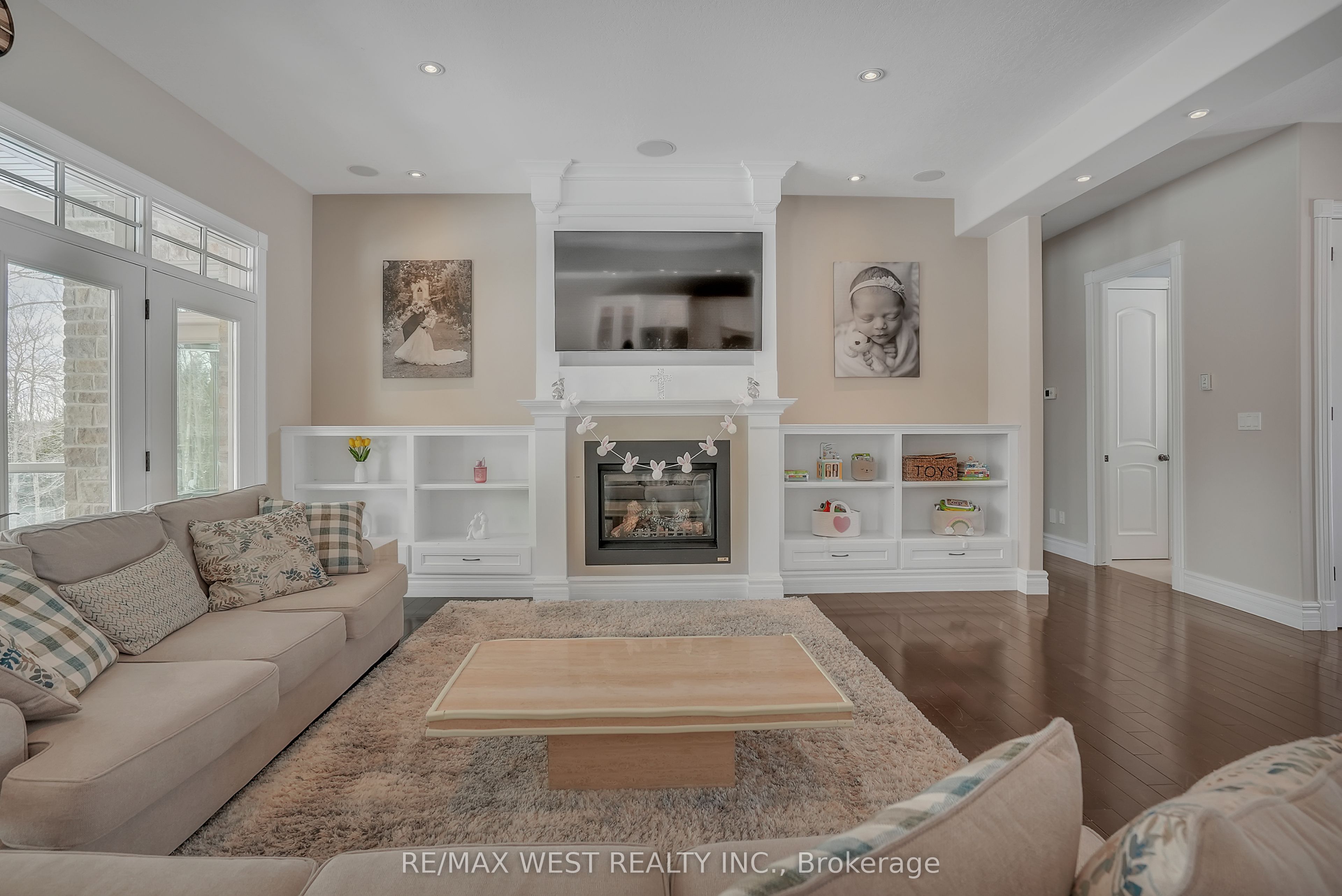414498 Baseline Road Property Photo 16