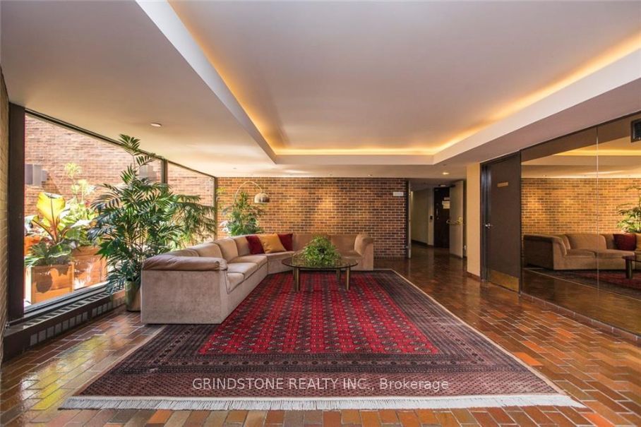 #1203 - 151 Bay Street Property Photo 3