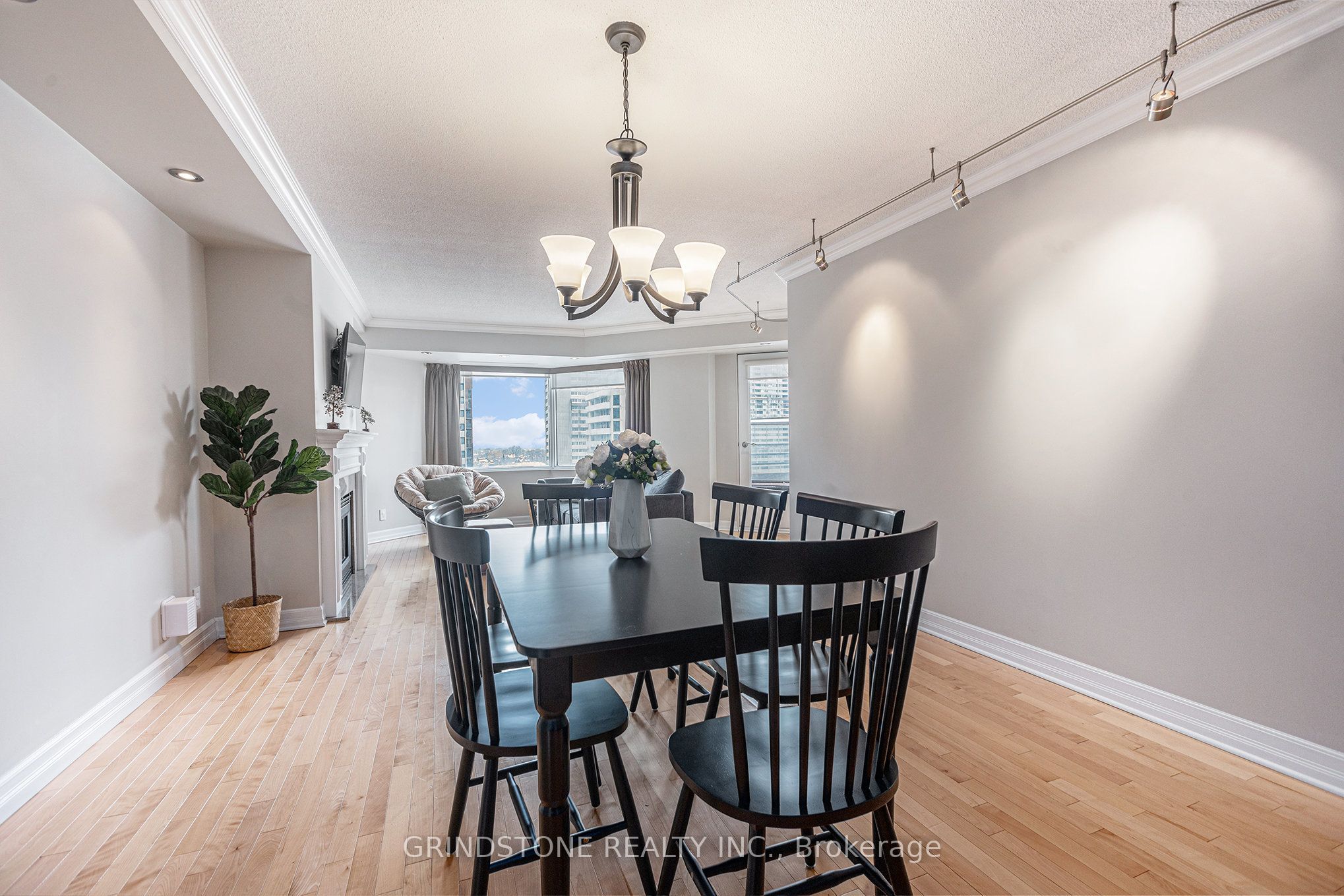 #1203 - 151 Bay Street Property Photo 12