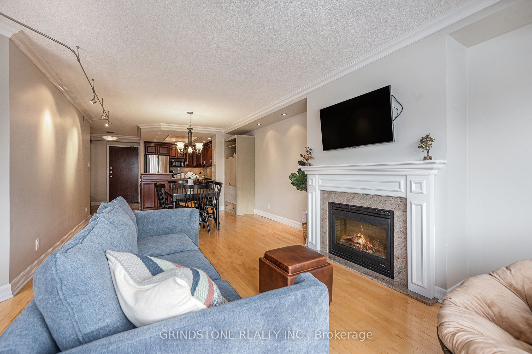 #1203 - 151 Bay Street Property Photo 16