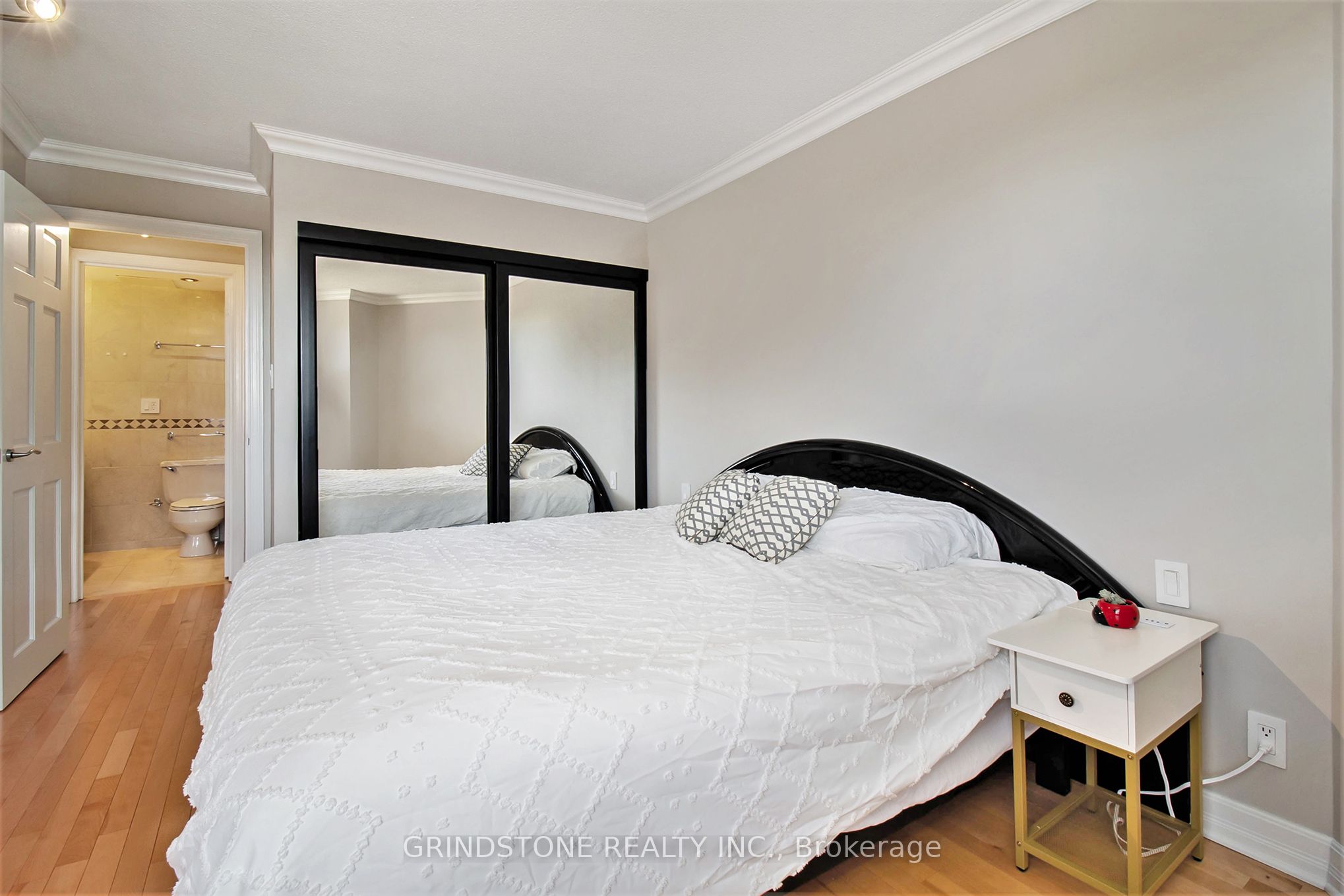 #1203 - 151 Bay Street Property Photo 19