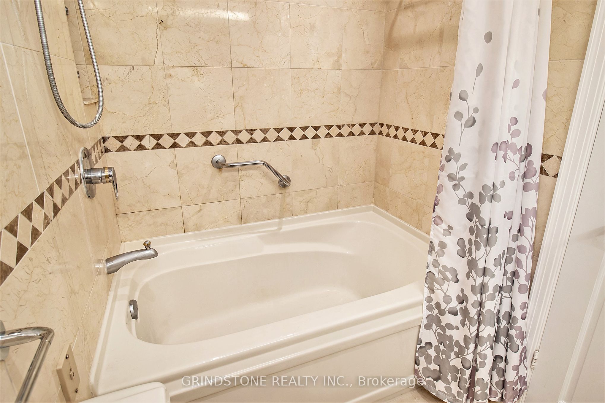 #1203 - 151 Bay Street Property Photo 25