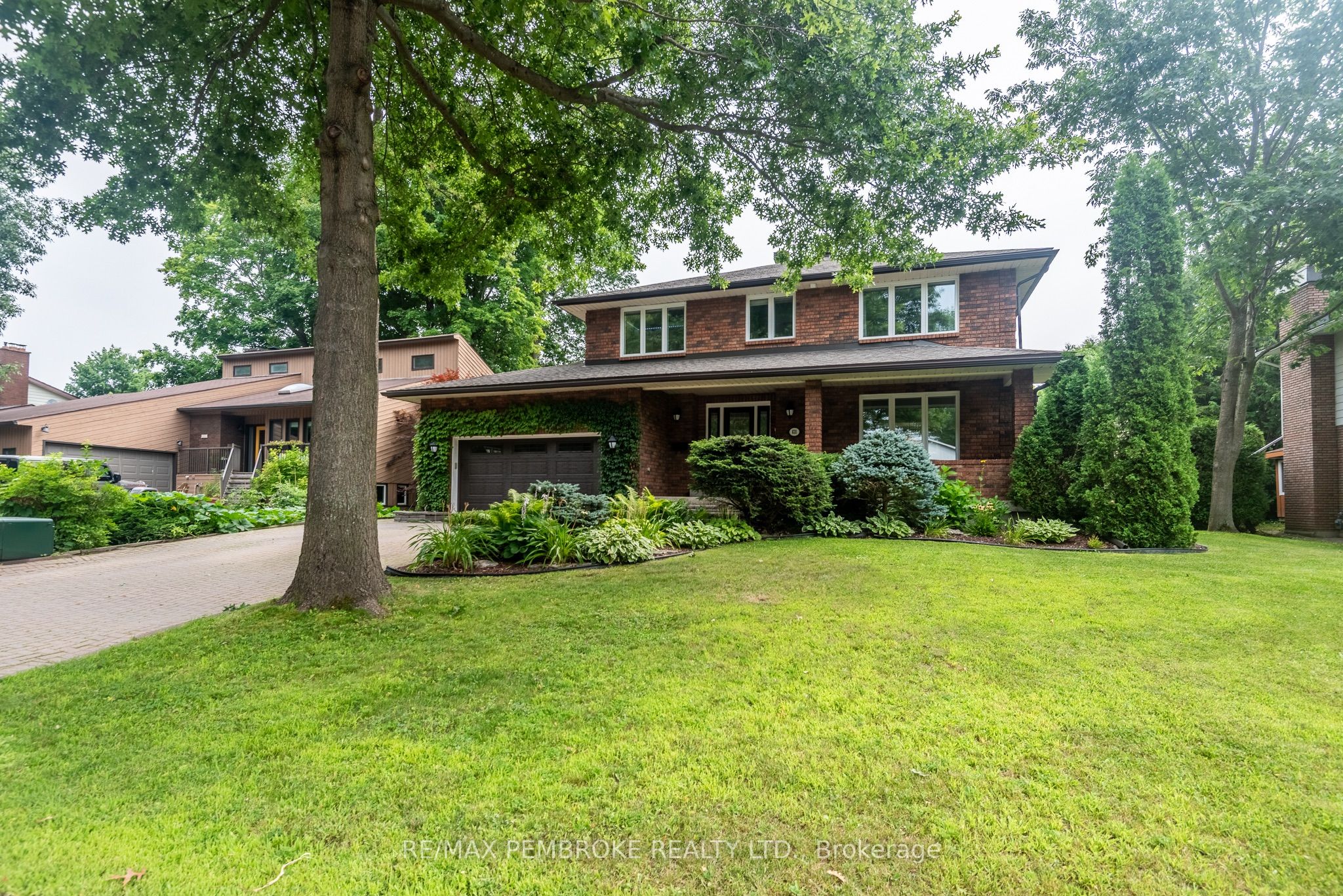 631 Elizabeth Street Property Photo