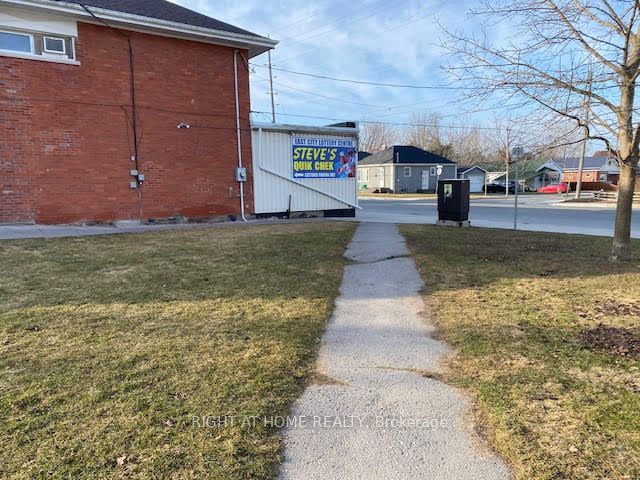 694-700 Armour Road Property Photo 19