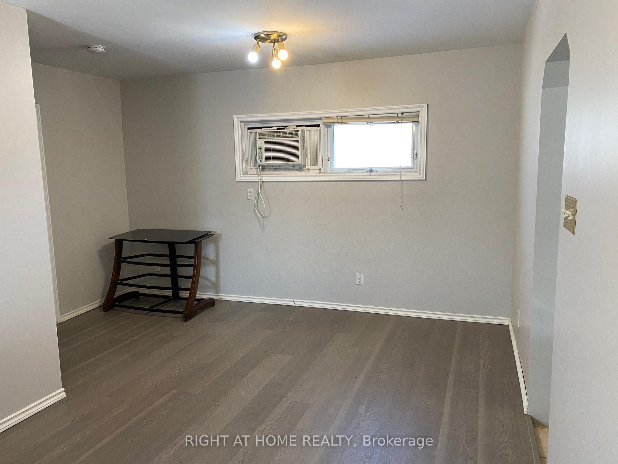 694-700 Armour Road Property Photo 21