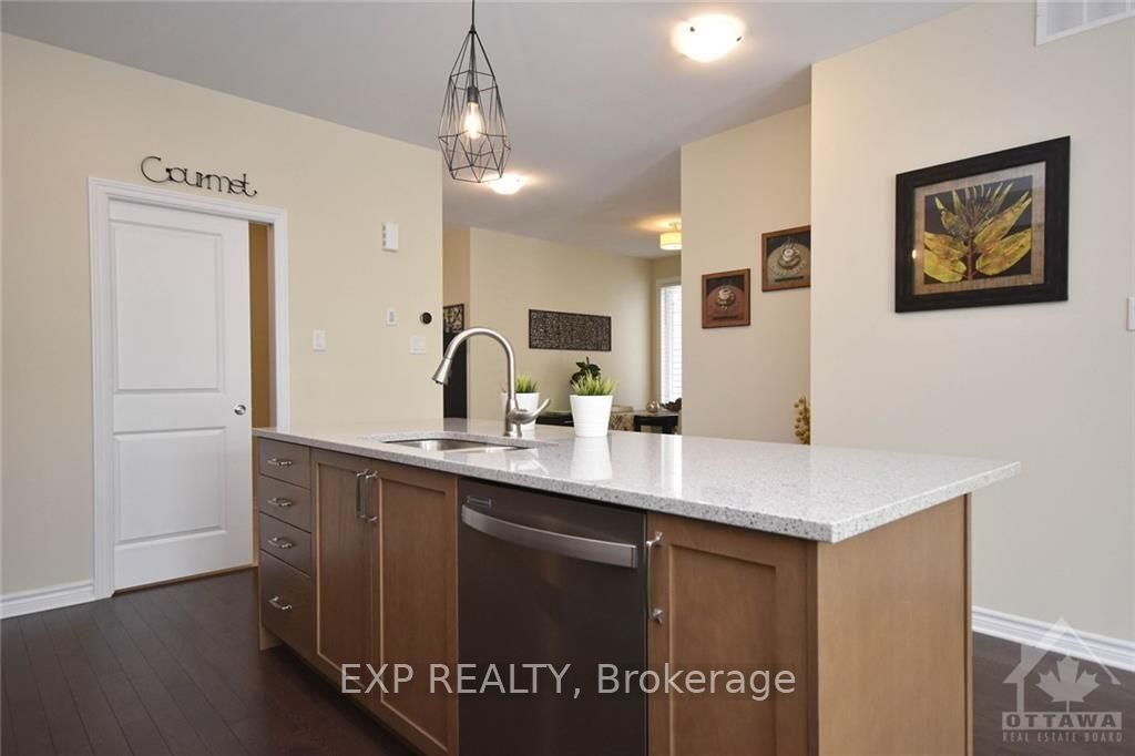121 Rallidale Street Property Photo 5