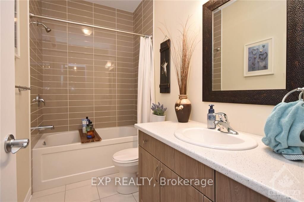 121 Rallidale Street Property Photo 16