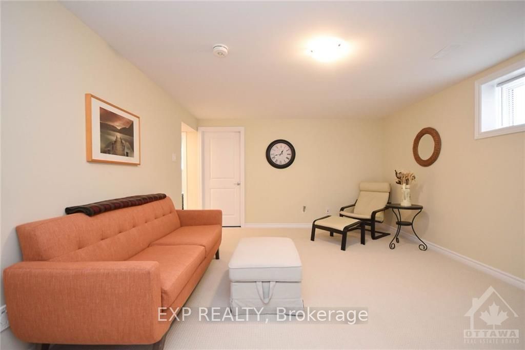 121 Rallidale Street Property Photo 22