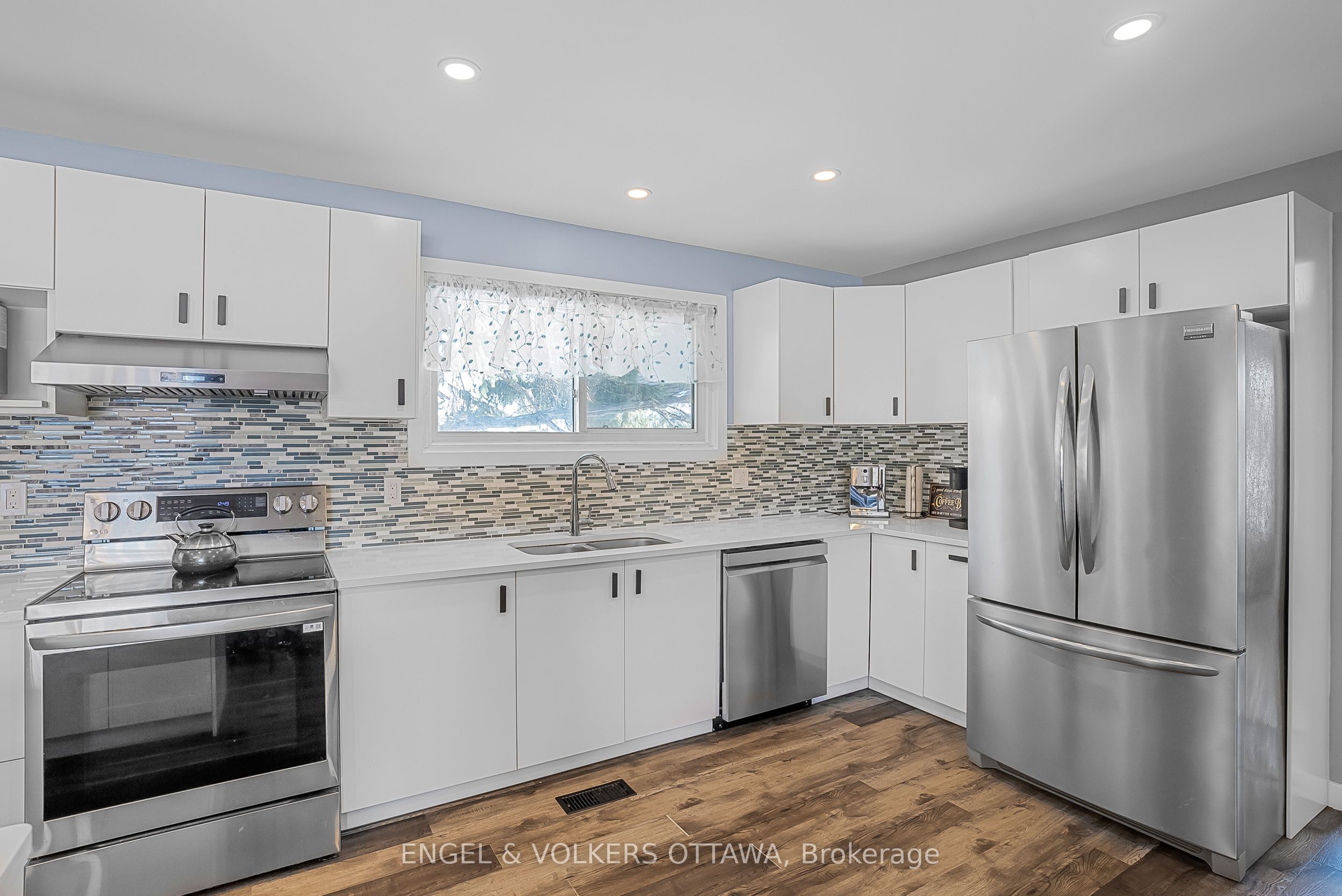 1427 Rosebella Avenue Property Photo 14