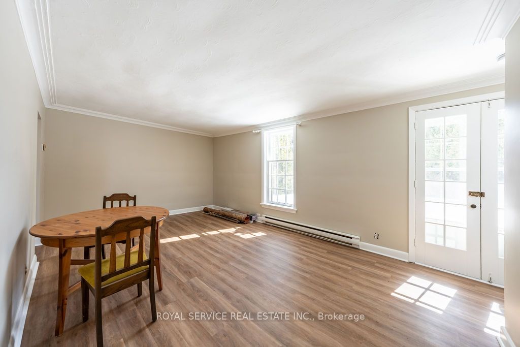 33 Brook Road S 3 Property Photo 4