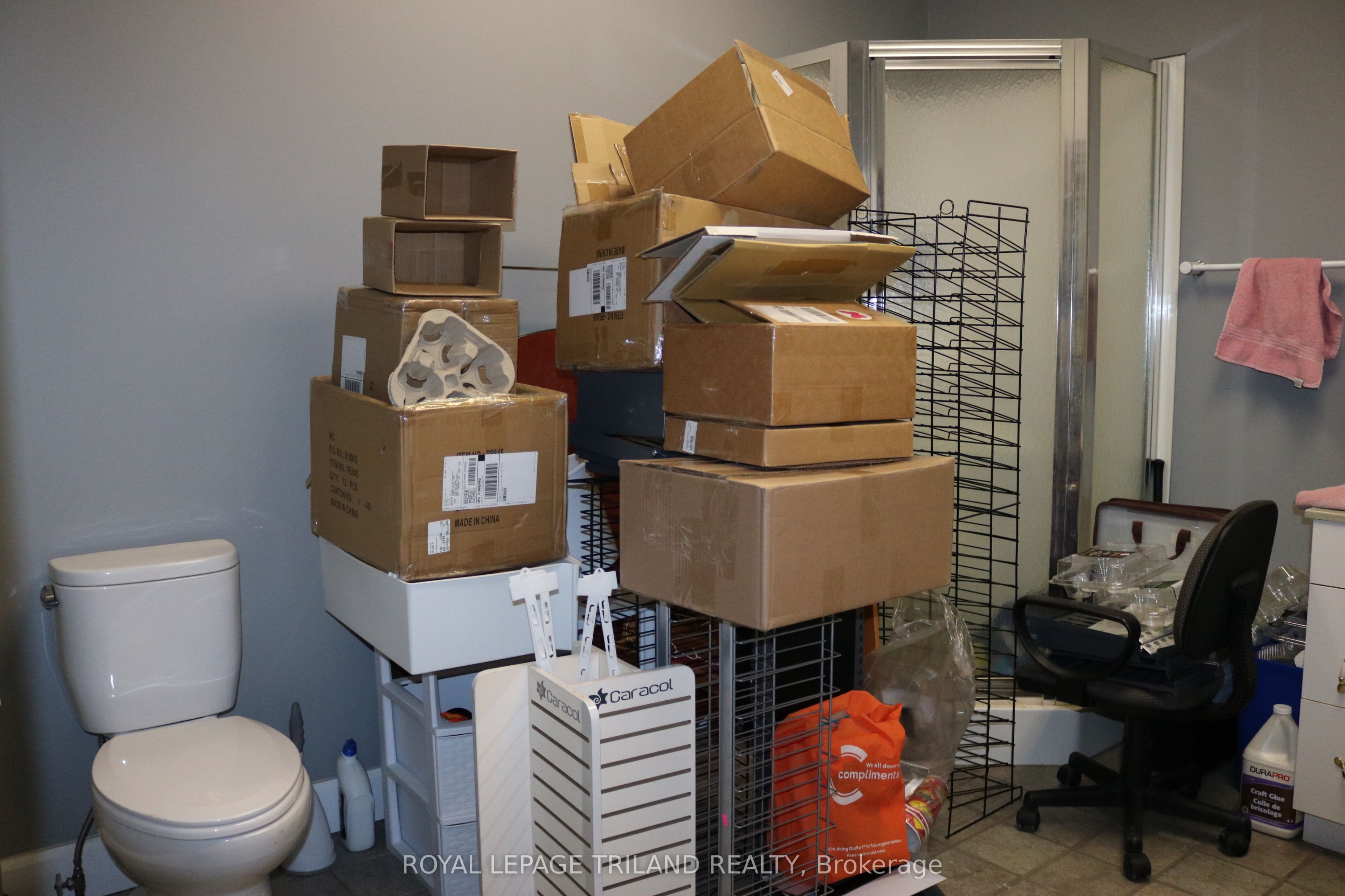 #main Floor - 656 Talbot Street Property Photo 15