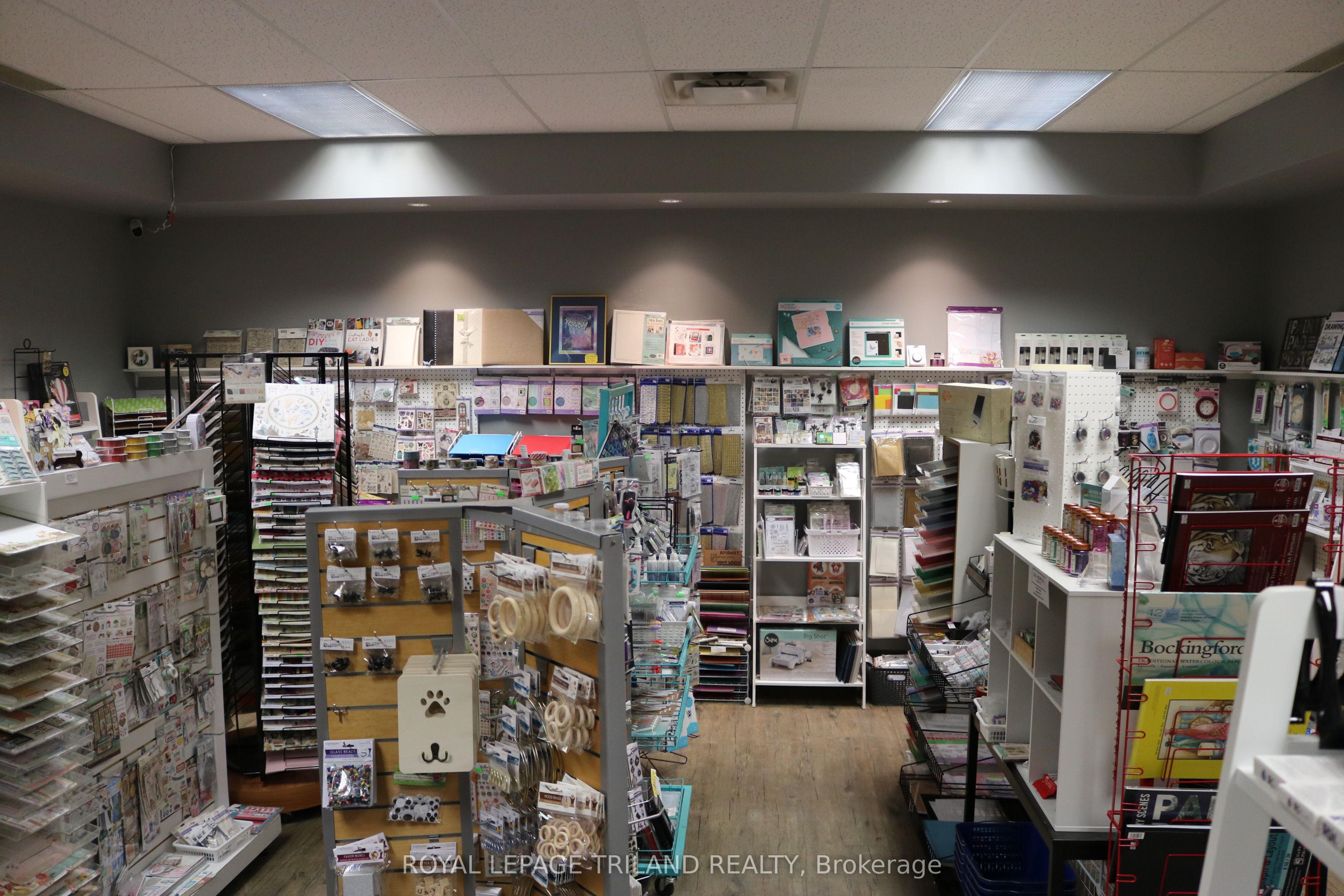 #main Floor - 656 Talbot Street Property Photo 24