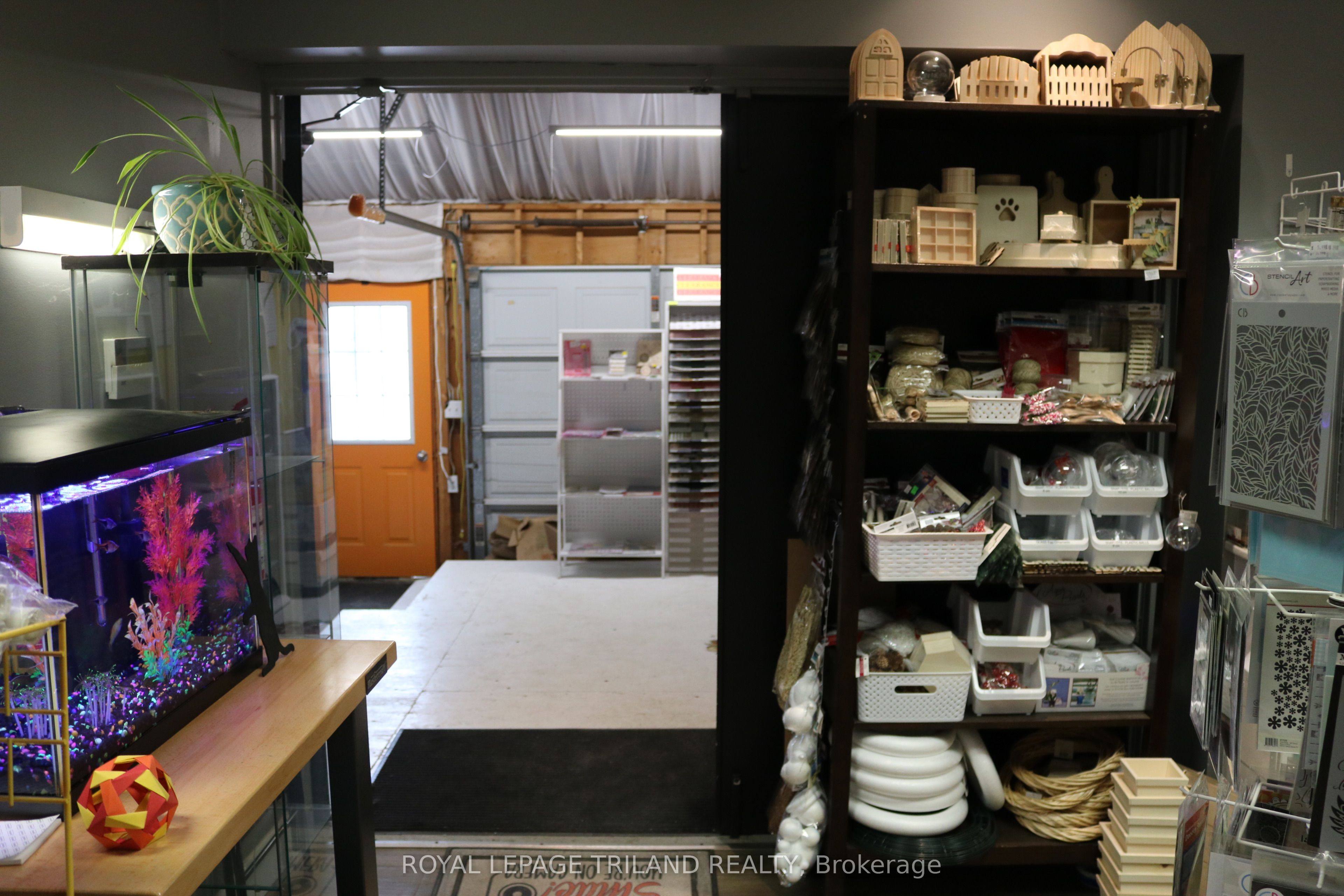 #main Floor - 656 Talbot Street Property Photo 27