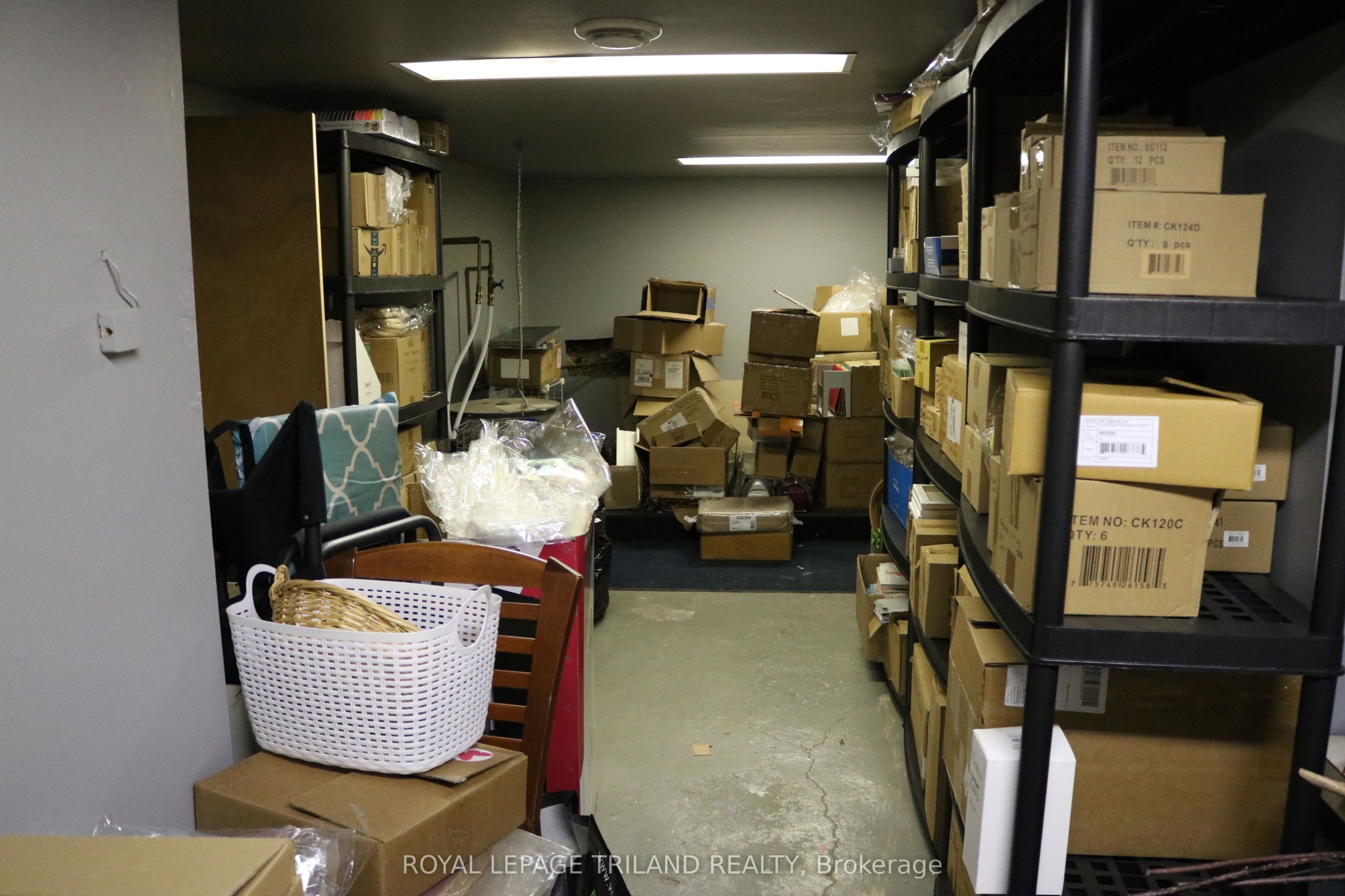 #main Floor - 656 Talbot Street Property Photo 33
