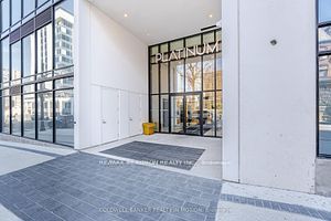 15 Queen Street S 1001 Property Photo 2
